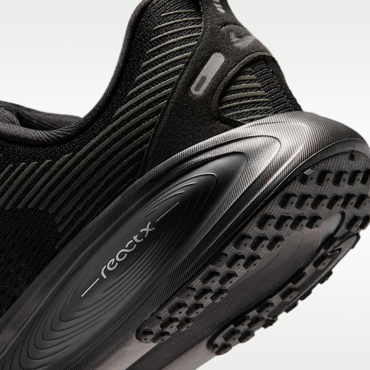 Nike Vomero 18 – Negro/Gris humo oscuro/Gris humo claro/Negro – vista 8