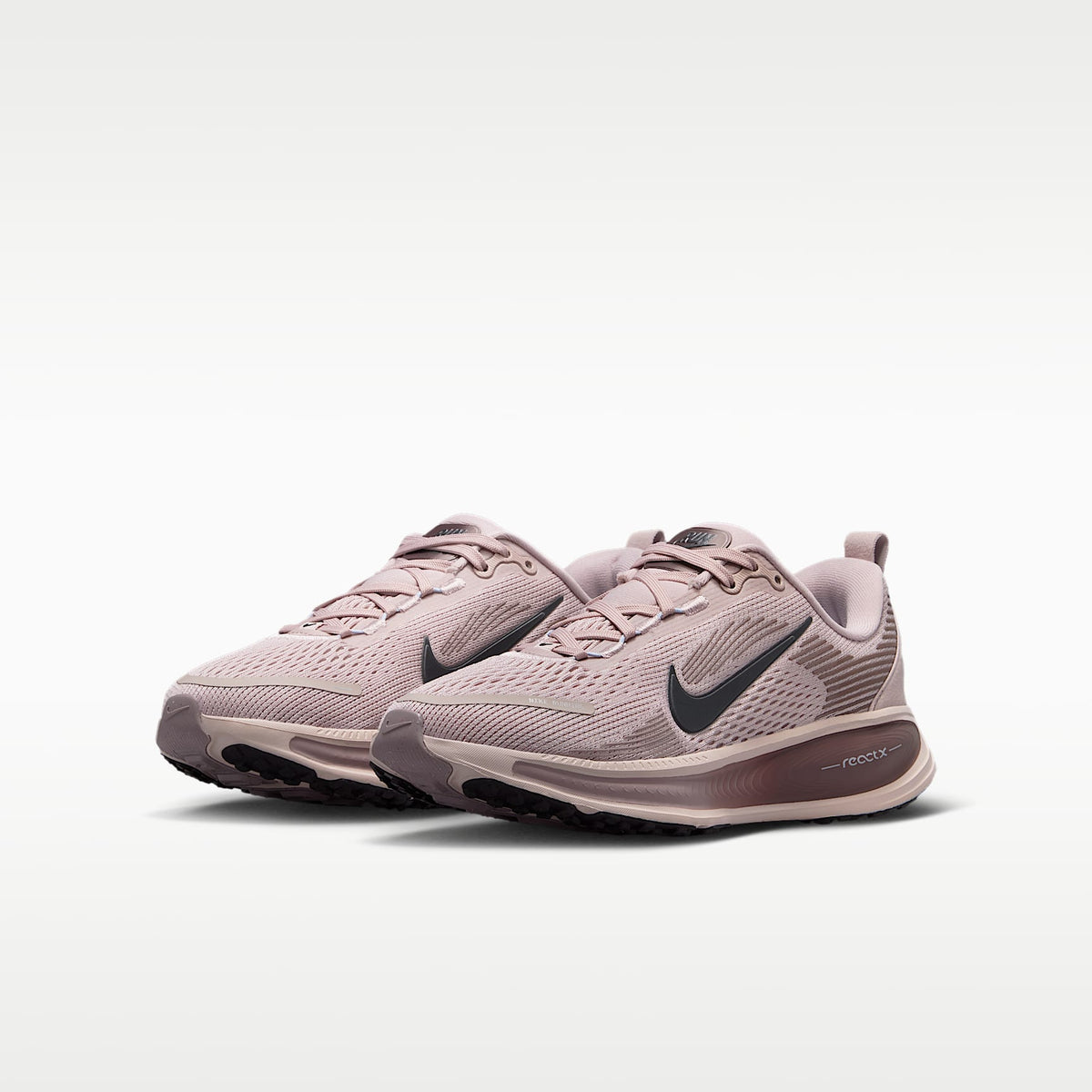 Nike Vomero 18 – Rosado partícula/Rojo sedimento/Tatuaje/Sombrío apagado – vista 5