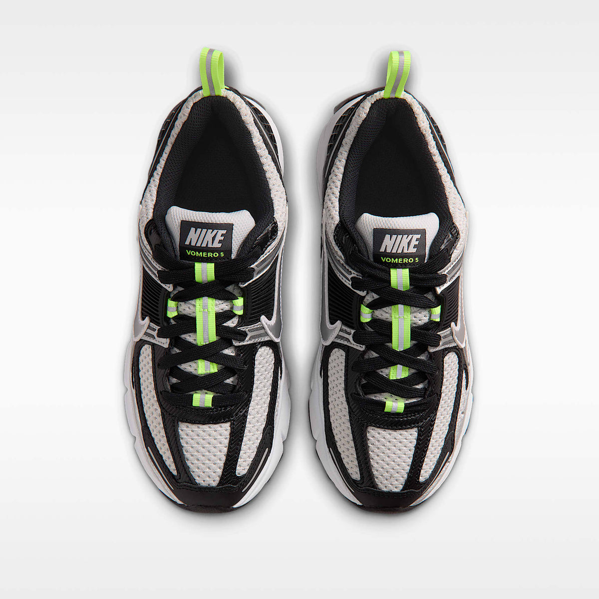 Nike Vomero 5 – Negro/Polvo fotón/Hielo volt/Plata metalizado – vista 4