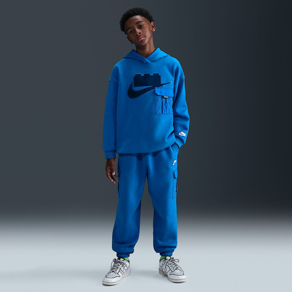 Sudadera con gorro sin cierre oversized para niños talla grande Nike x LEGO® Collection – Cobalto motor/Cobalto motor – vista 7
