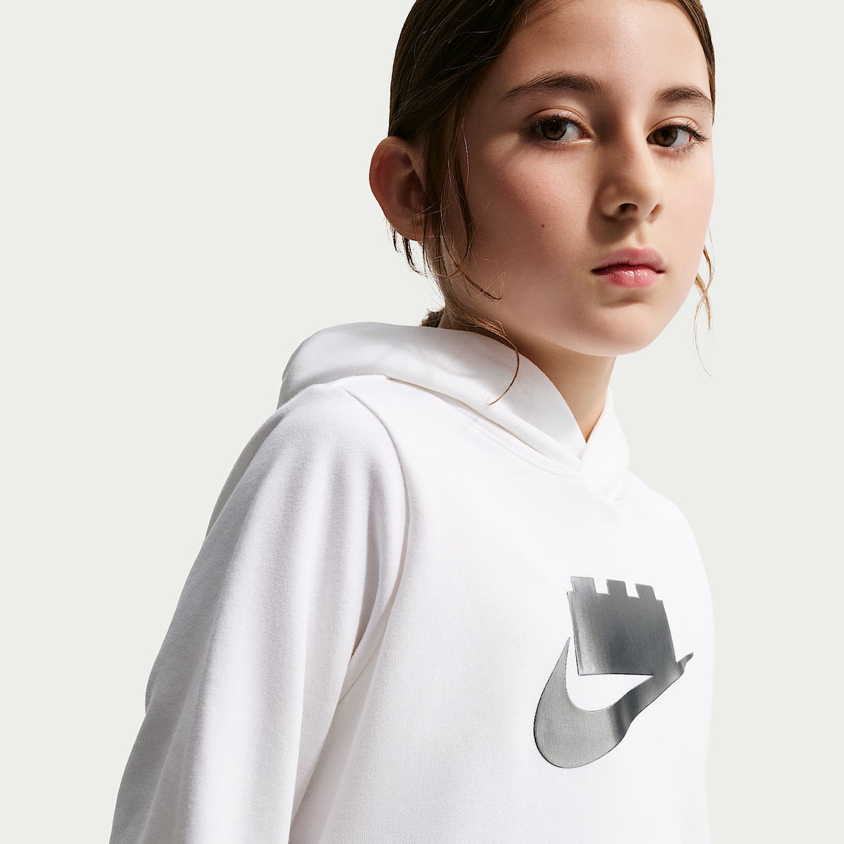 Sudadera con gorro para niños de talla grande Nike x LEGO® Collection – Blanco/Gris humo – vista 2