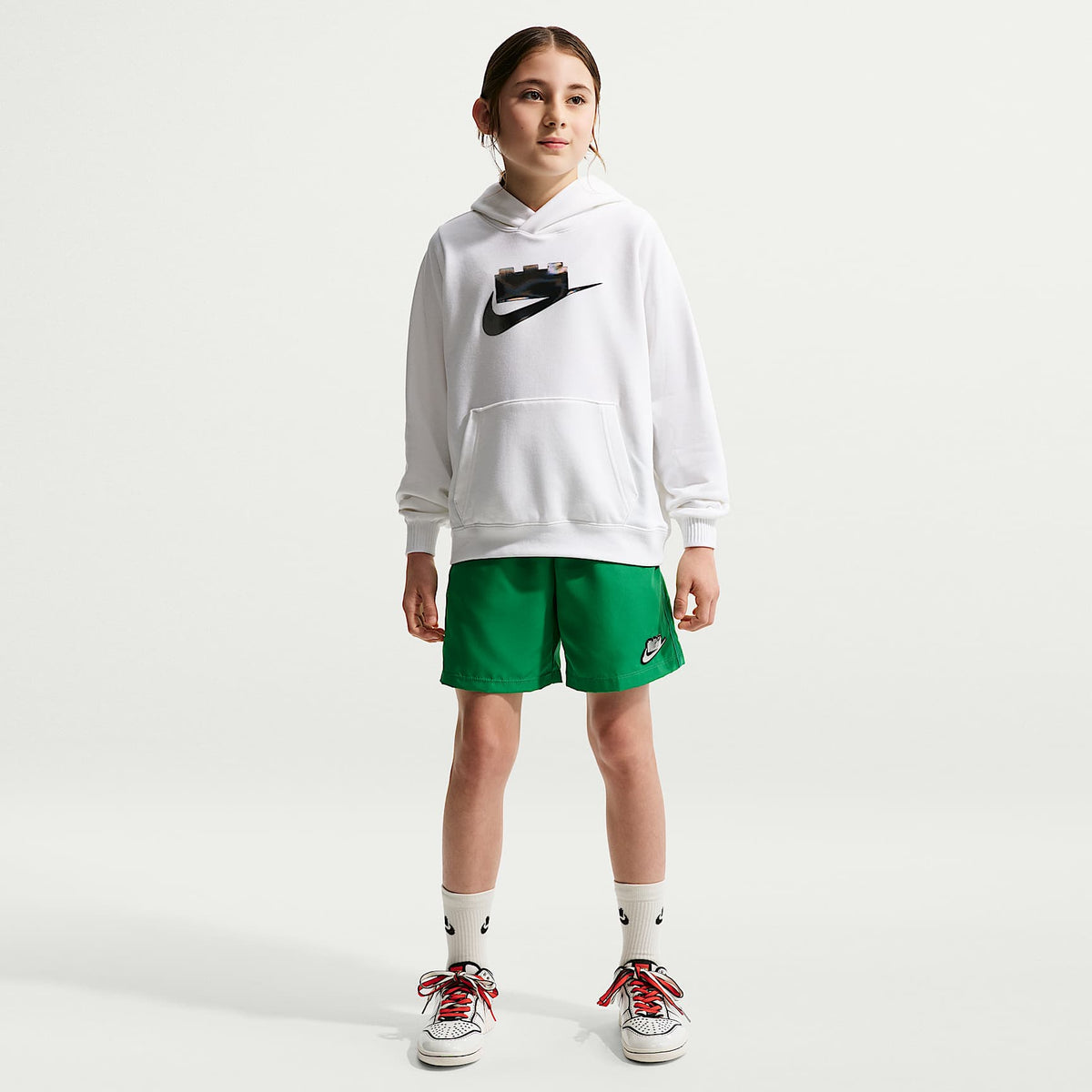 Sudadera con gorro para niños de talla grande Nike x LEGO® Collection – Blanco/Gris humo – vista 6