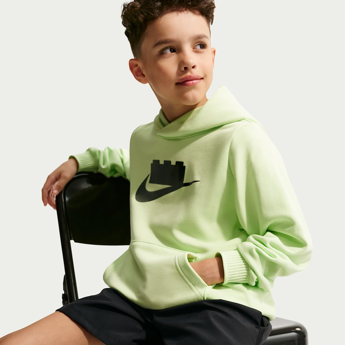 Shorts para niños talla grande Nike x LEGO® Collection – Negro – vista 4