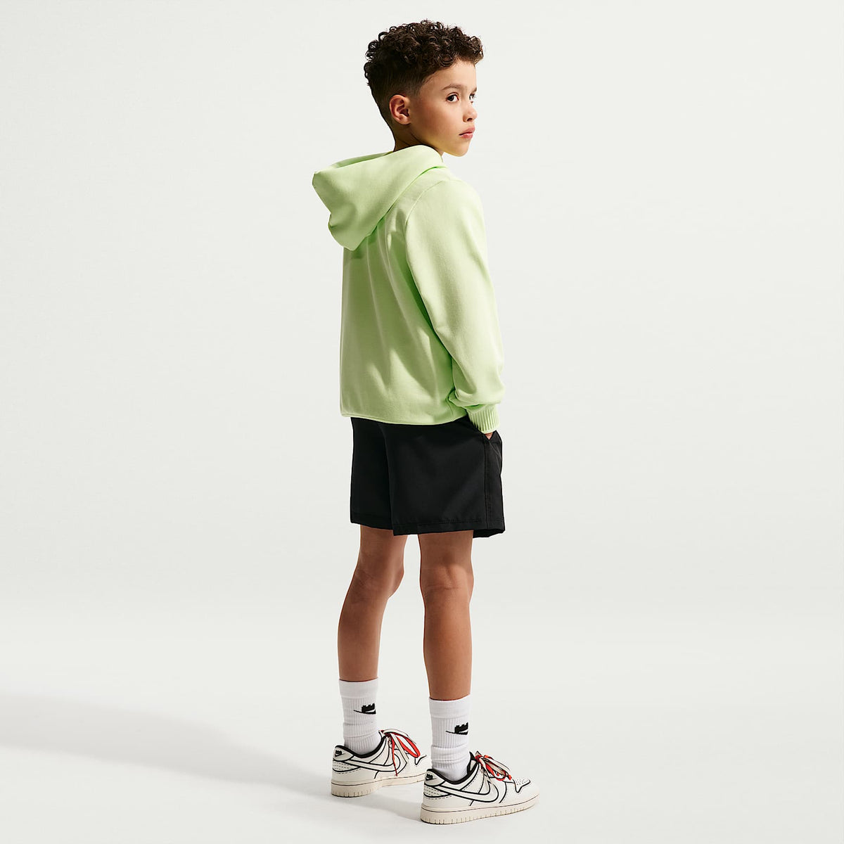 Shorts para niños talla grande Nike x LEGO® Collection – Negro – vista 6