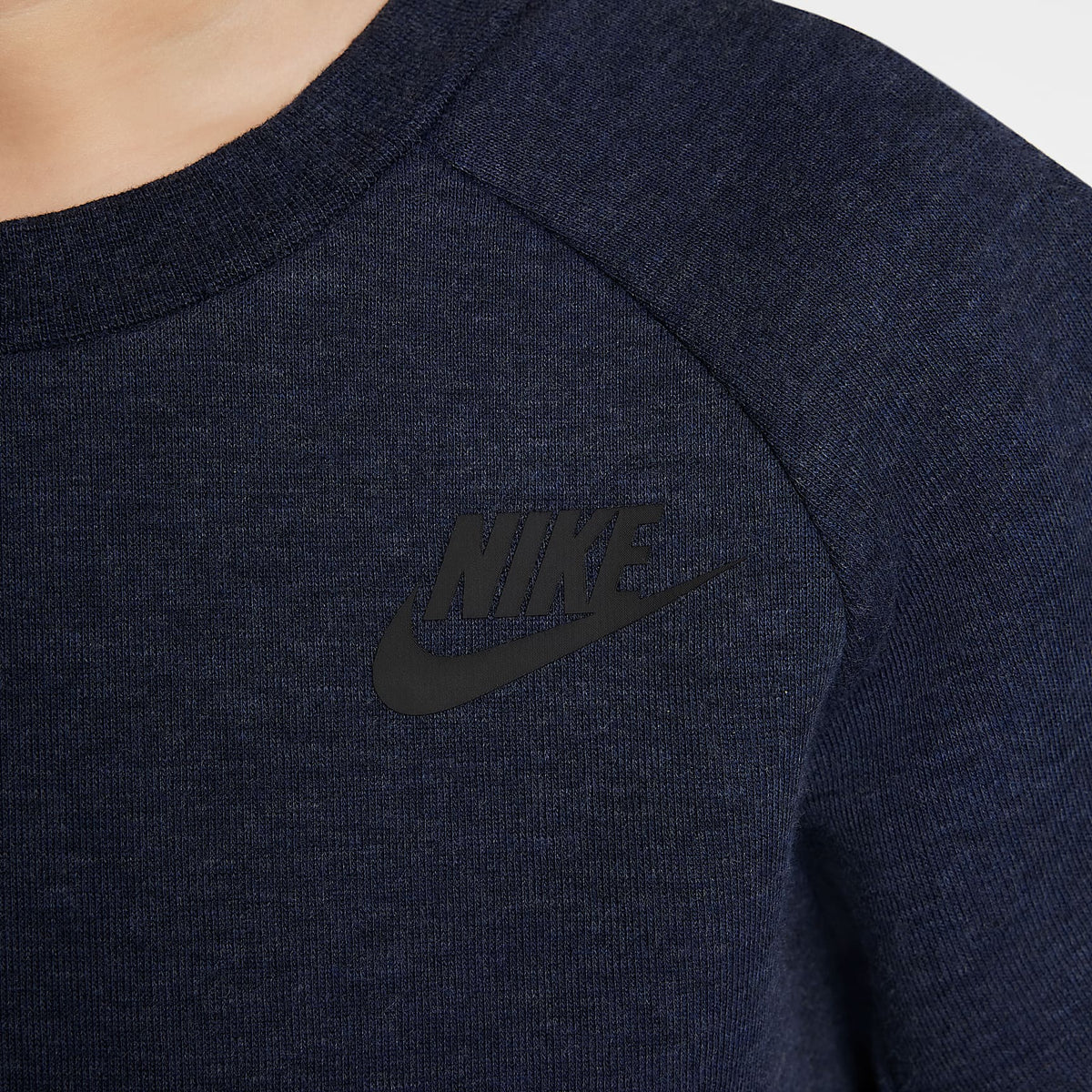 Conjunto de playera y shorts de Tech Fleece infantil Nike – Obsidiana jaspeado – vista 4
