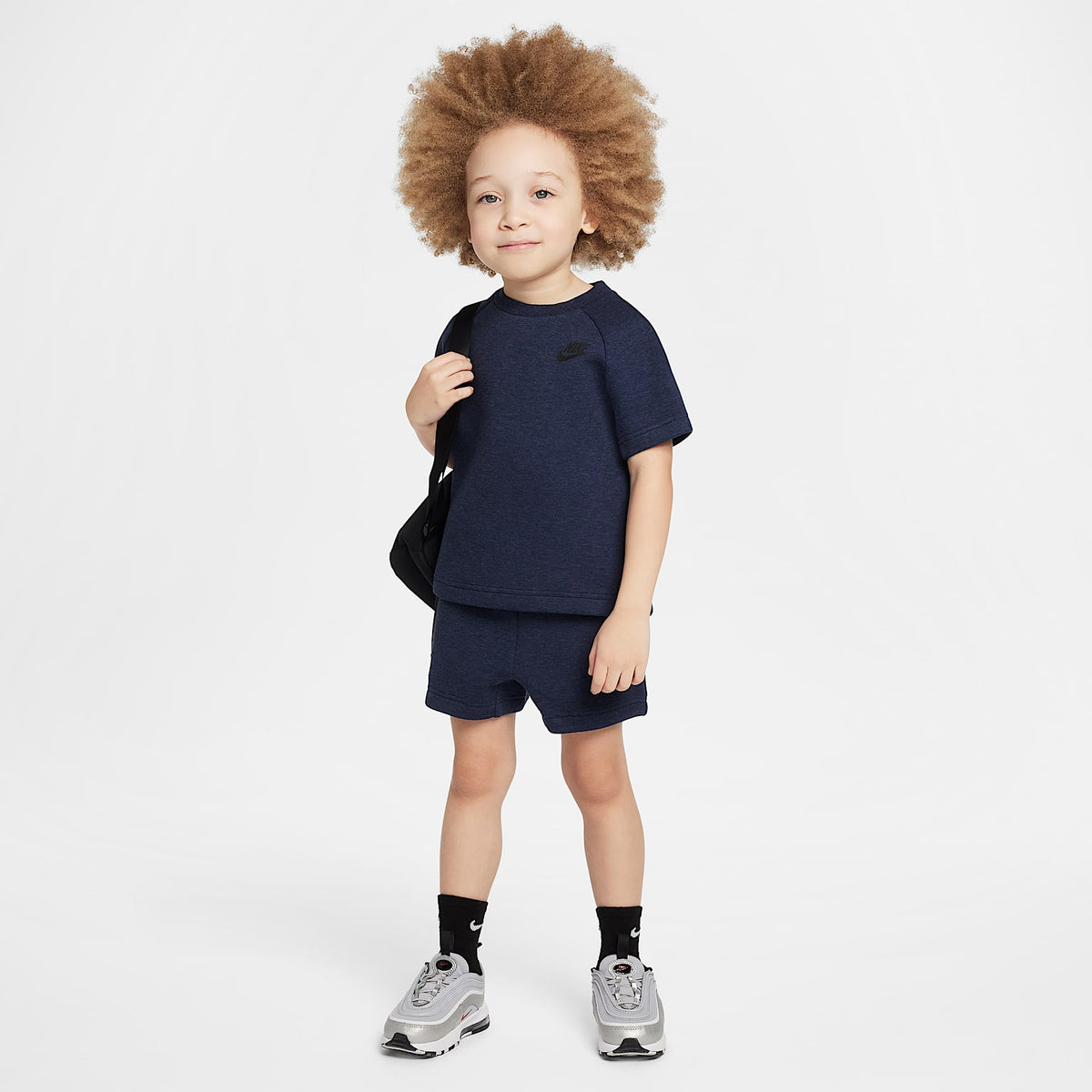 Conjunto de playera y shorts de Tech Fleece infantil Nike – Obsidiana jaspeado – vista 1