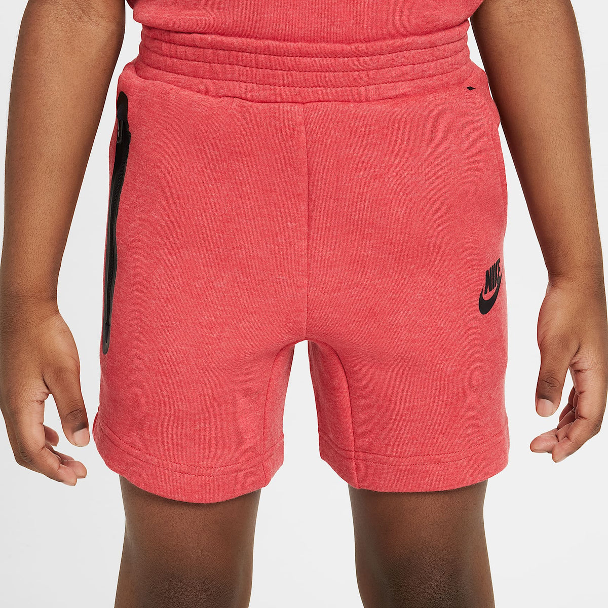Conjunto de cuello redondo de dos piezas Nike para niños talla pequeña – Rojo universitario claro jaspeado – vista 8
