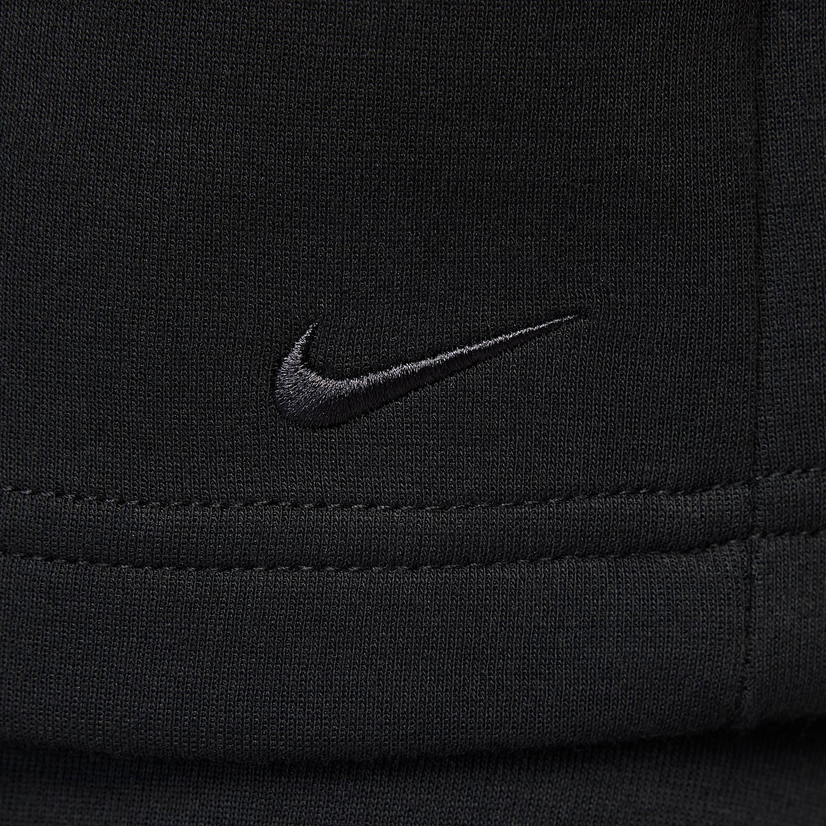 Conjunto de playera y shorts de Tech Fleece infantil Nike – Negro – vista 7