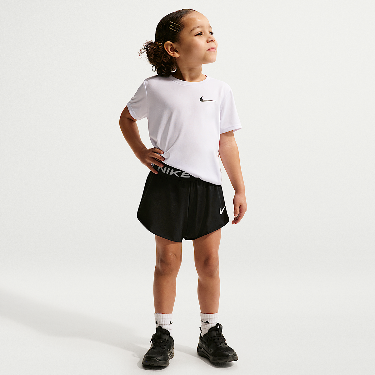 Pantalón Corto 2 en 1 Nike Dri-FIT Pro para Niña Pequeña