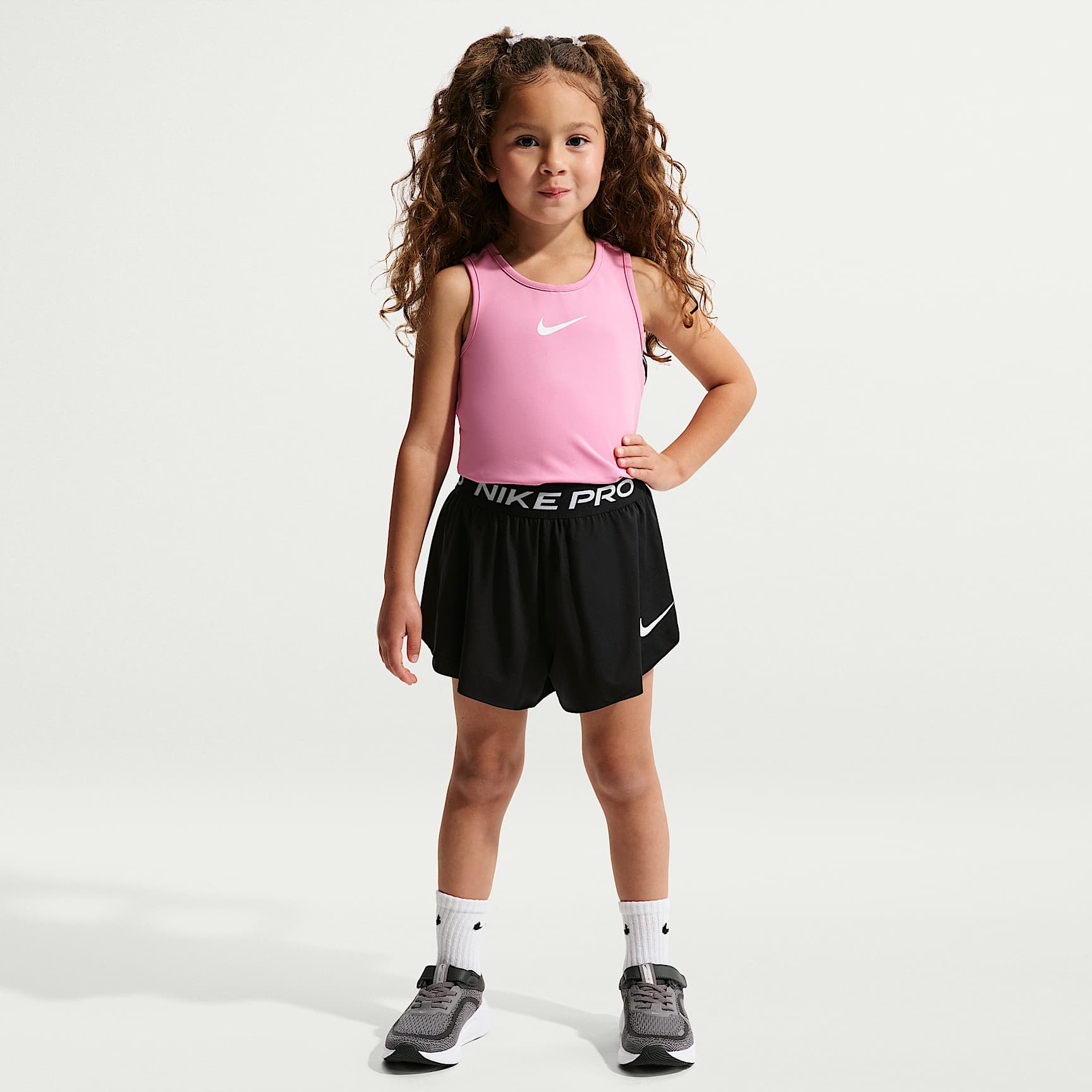 Shorts 2 en 1 Dri-FIT para niños talla pequeña Nike Pro – Negro – vista 1