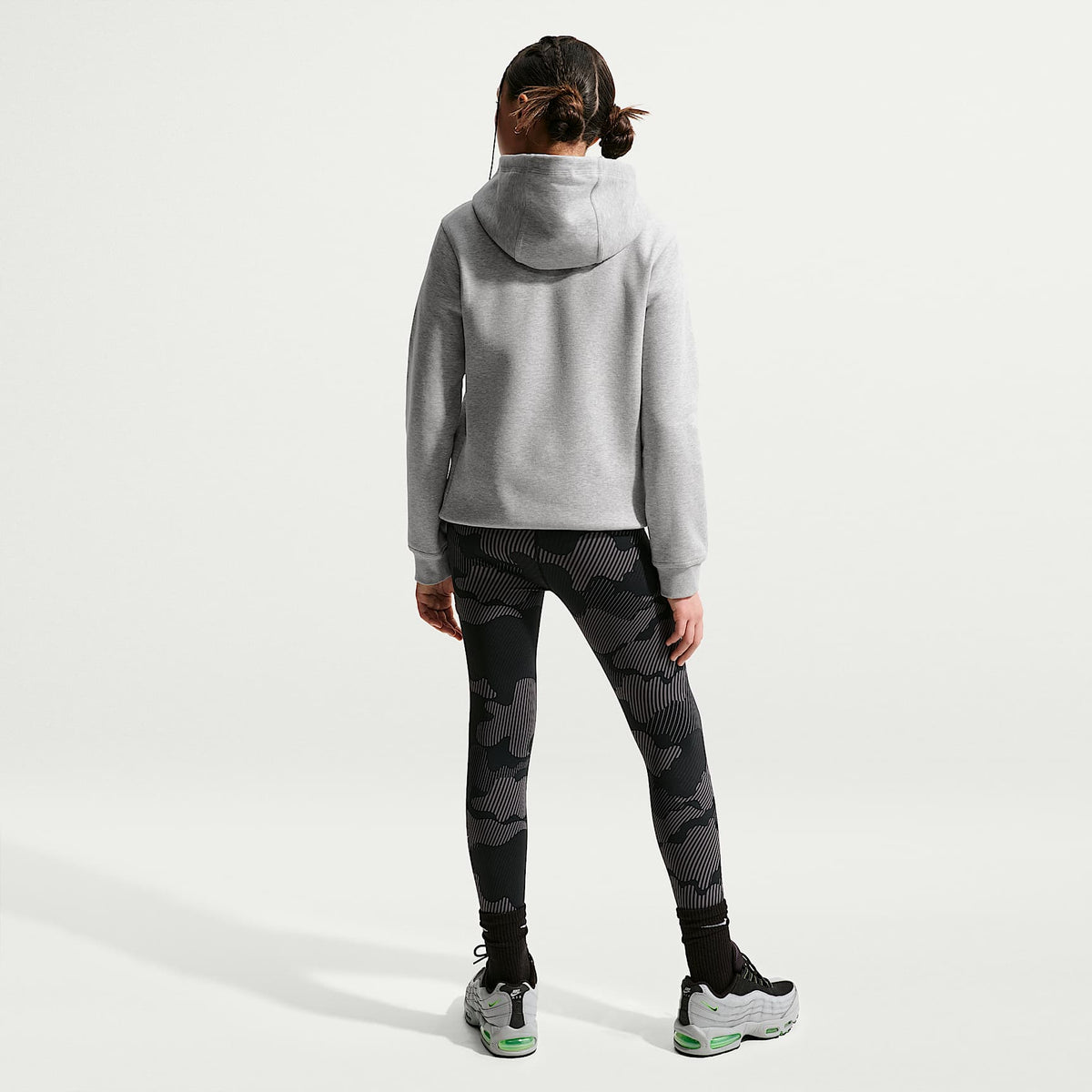 Sudadera con gorro sin cierre de lucha para niños talla grande Nike – Gris oscuro jaspeado – vista 5