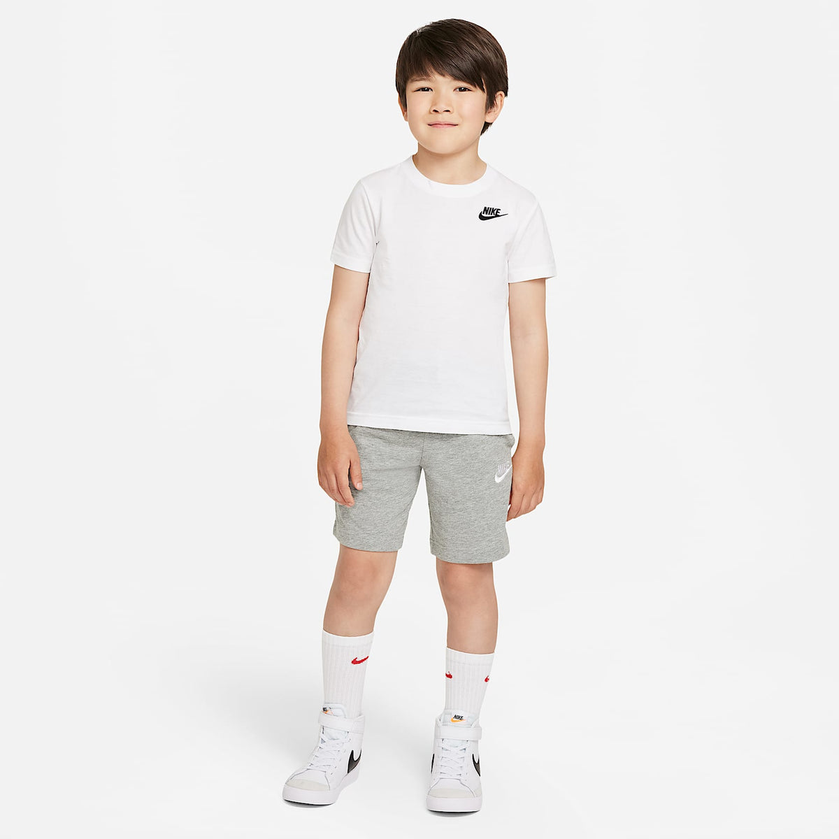 Playera bordada Futura para niños talla pequeña Nike Sportswear – Blanco – vista 4