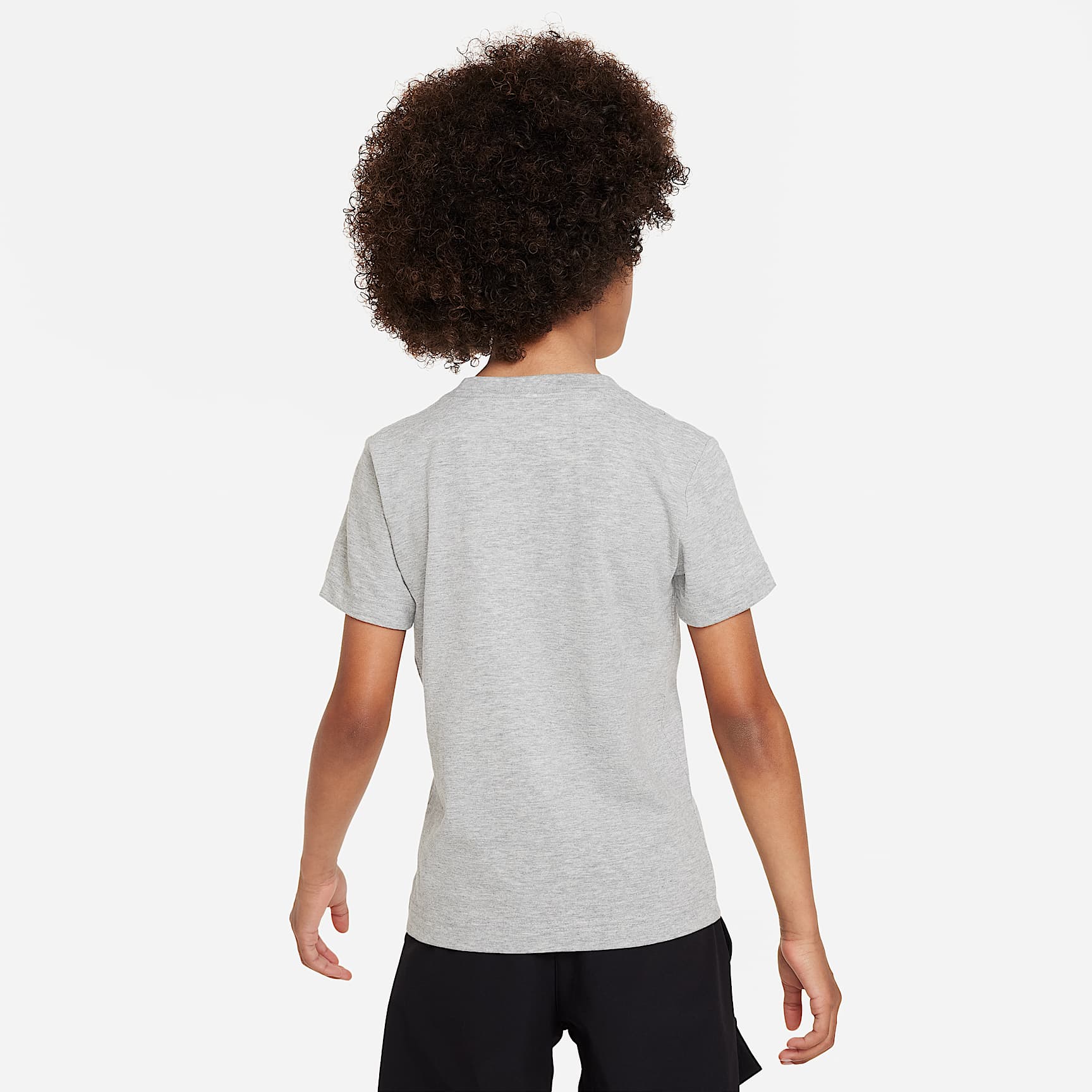 Playera bordada Futura para niños talla pequeña Nike Sportswear – Gris oscuro jaspeado – vista 2