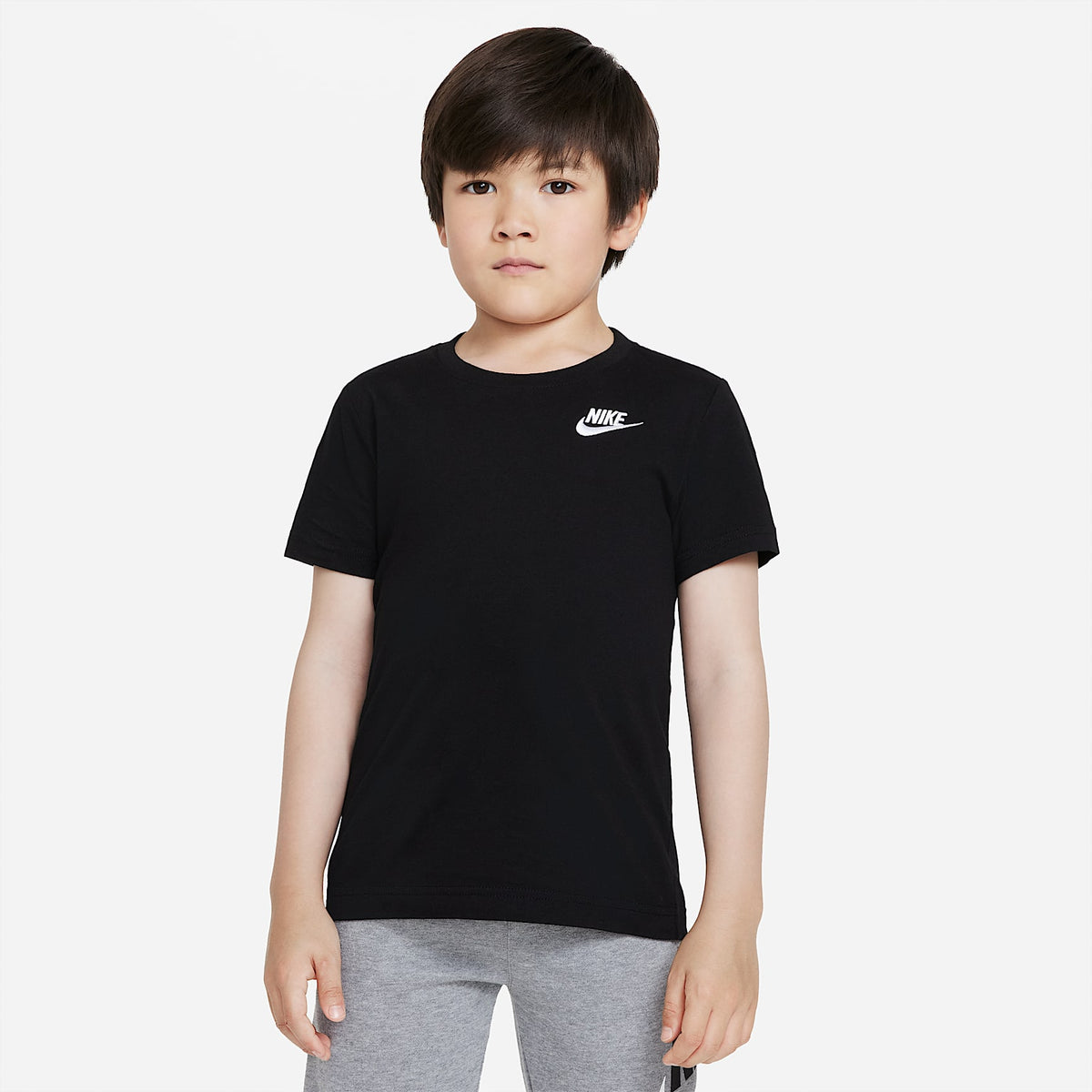 Playera bordada Futura para niños talla pequeña Nike Sportswear – Negro – vista 1