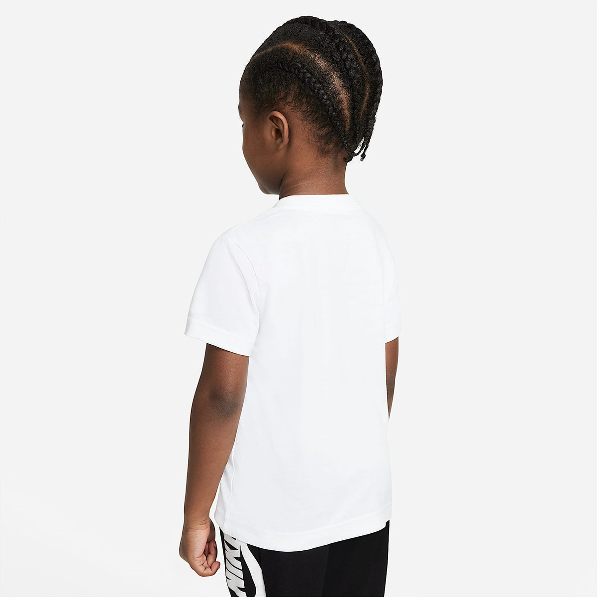 Playera Futura bordada para infantil Nike Sportswear – Blanco – vista 2