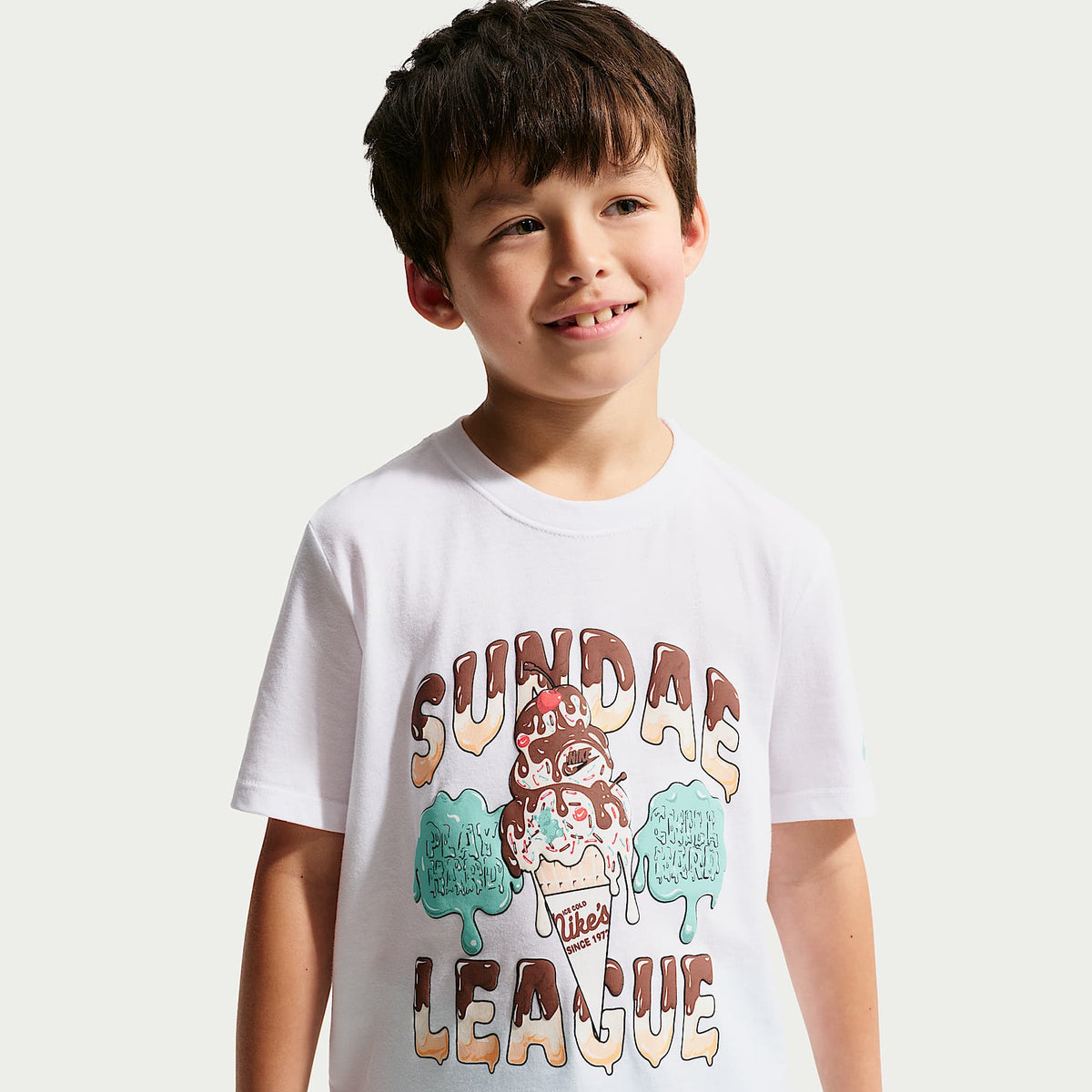 Conjunto de shorts de 2 piezas Sundae League para niños talla pequeña Nike Sportswear – Turquesa desteñido – vista 2