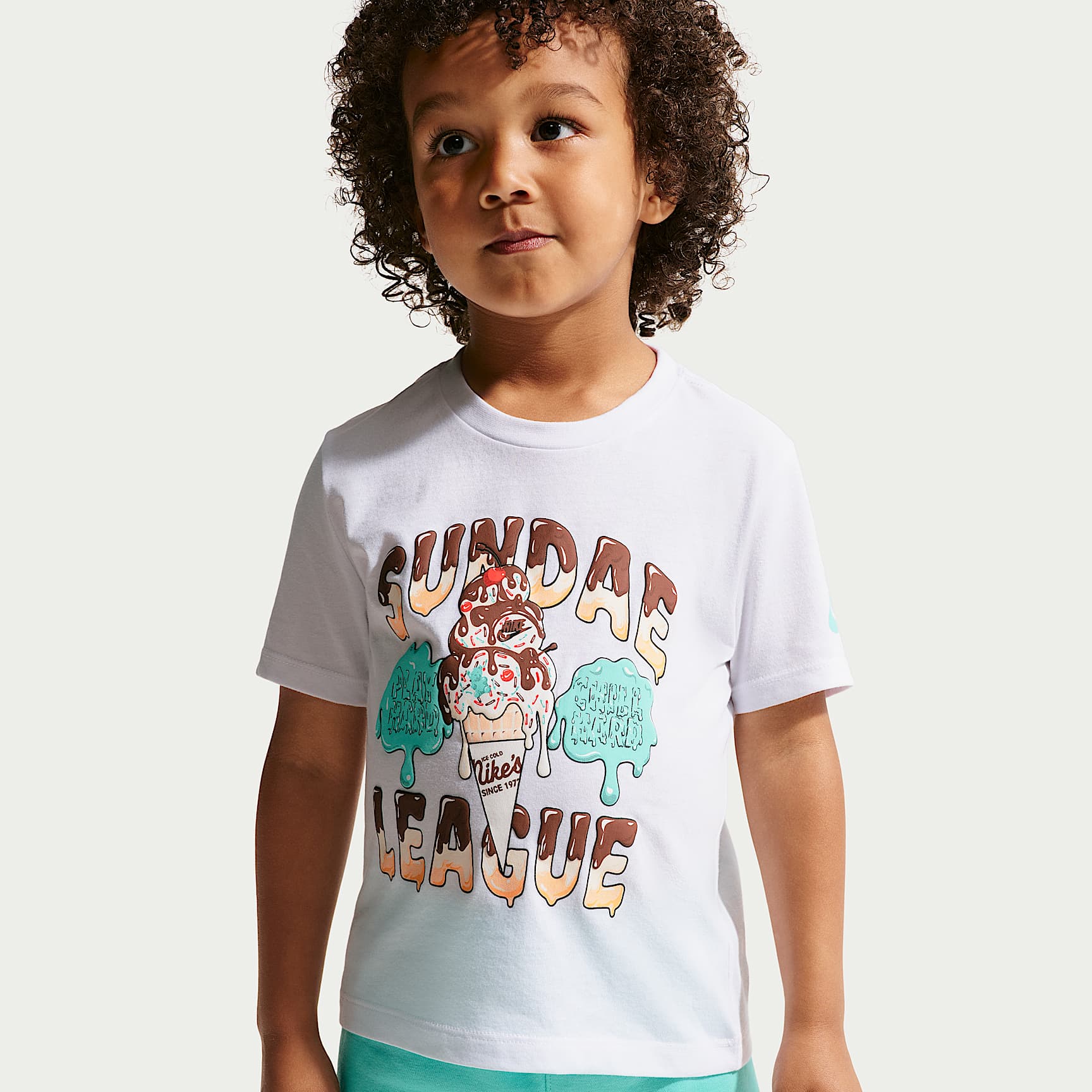 Conjunto de shorts de 2 piezas Sundae League infantil Nike Sportswear – Turquesa desteñido – vista 2