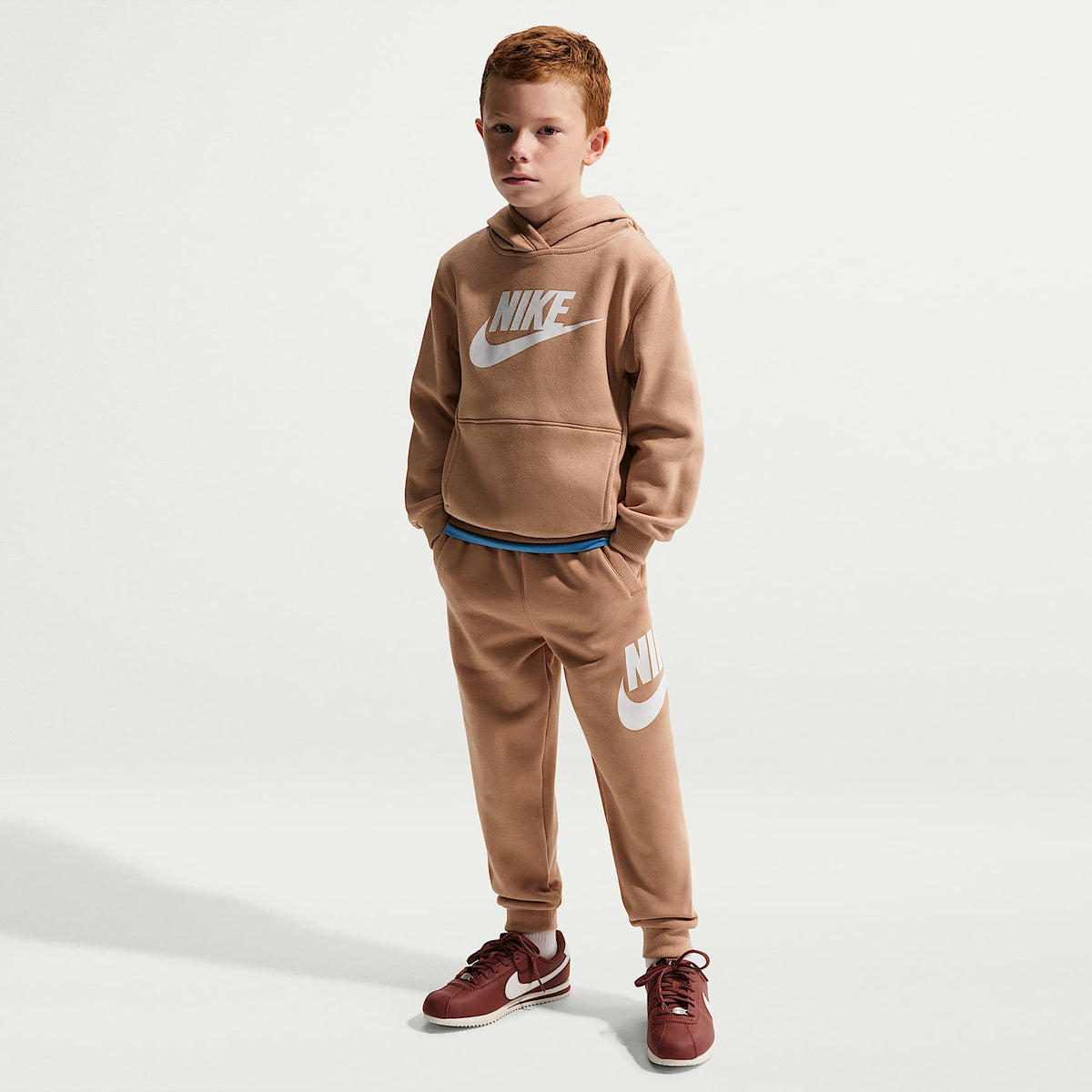 Joggers para niños talla pequeña Nike Sportswear Club Fleece – Marrón – vista 1
