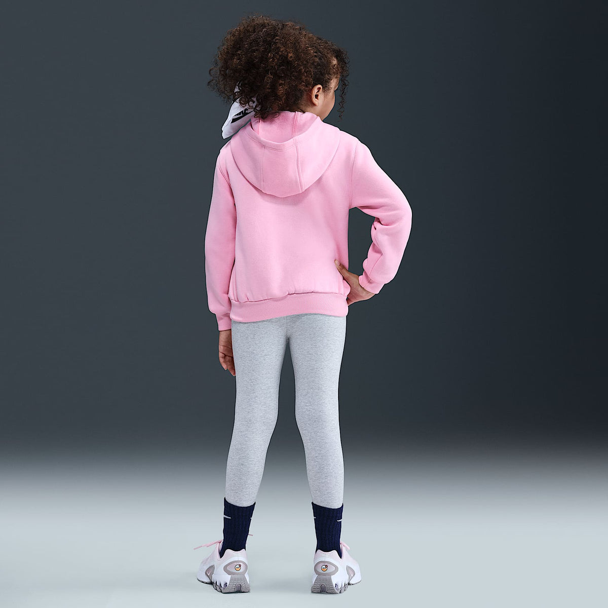Sudadera con gorro y cierre completo de tejido Fleece para niños pequeños Nike Sportswear Club – Rosa suave medio – vista 5