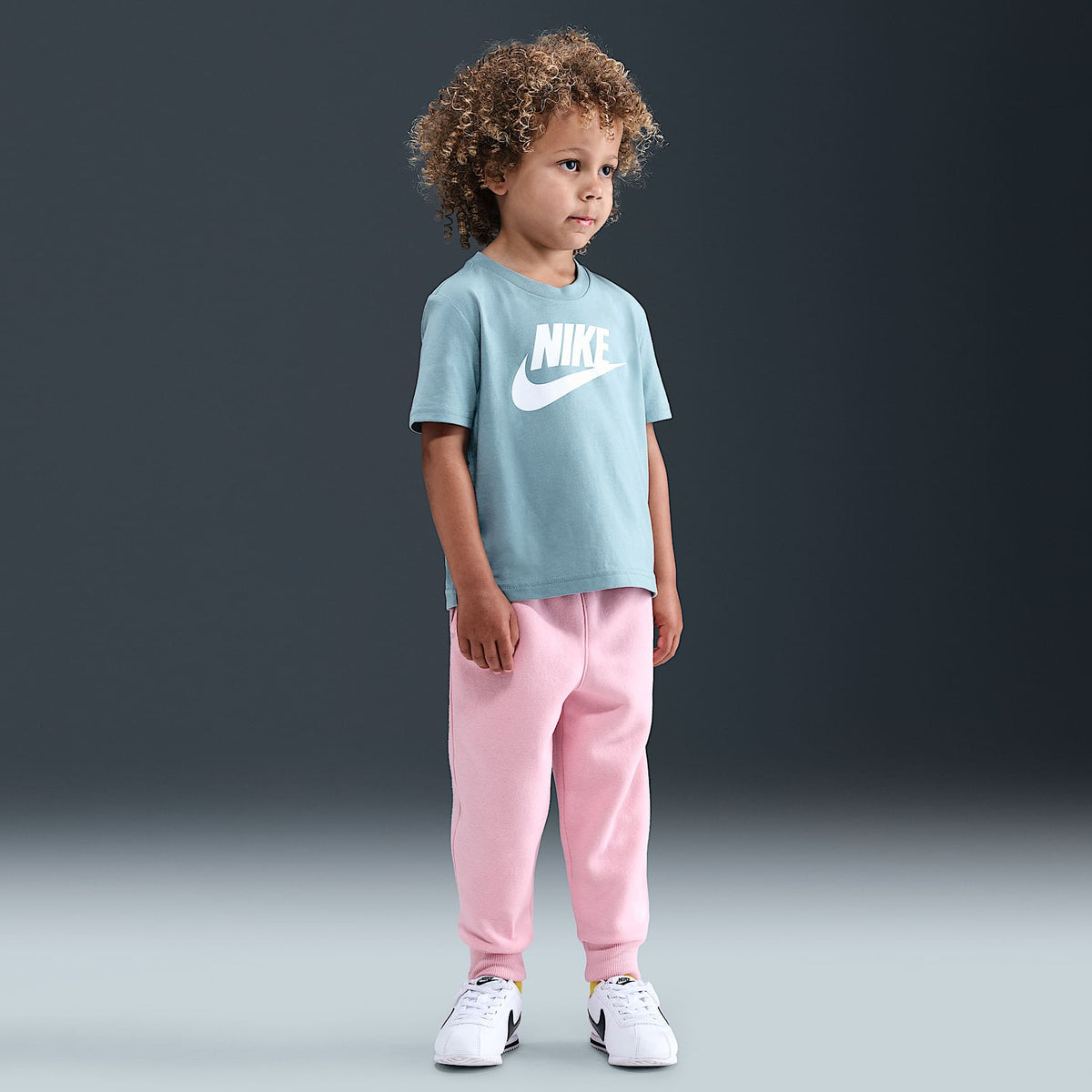 Joggers de tejido Fleece infantil Nike Sportswear Club – Rosa suave medio – vista 1