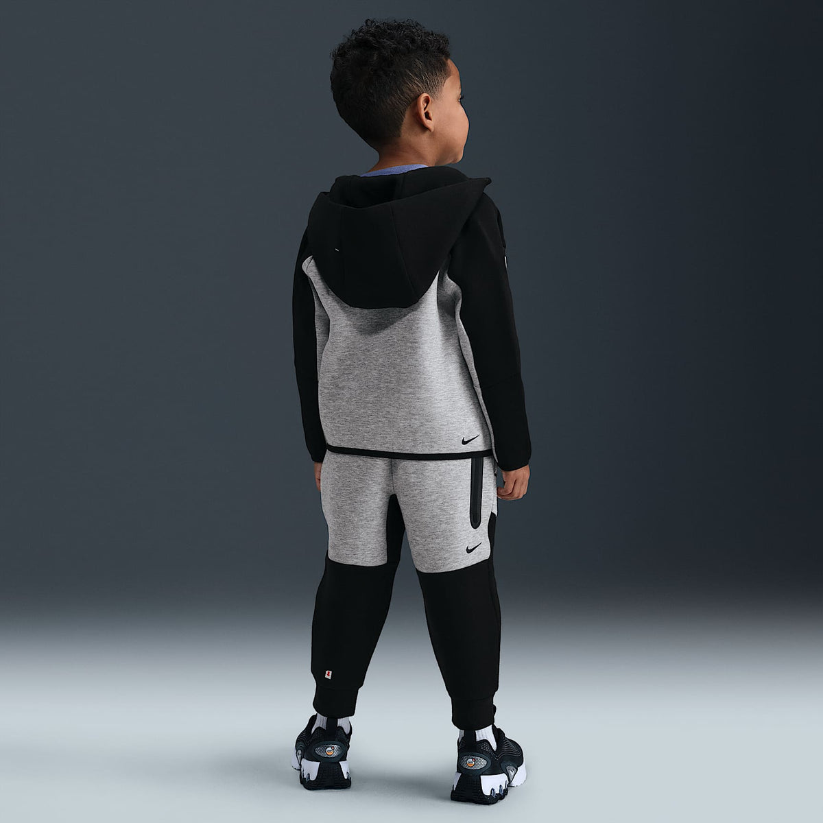 Conjunto de 2 piezas de Tech Fleece de cierre completo infantil Nike Sportswear – Negro/Multicolor – vista 6