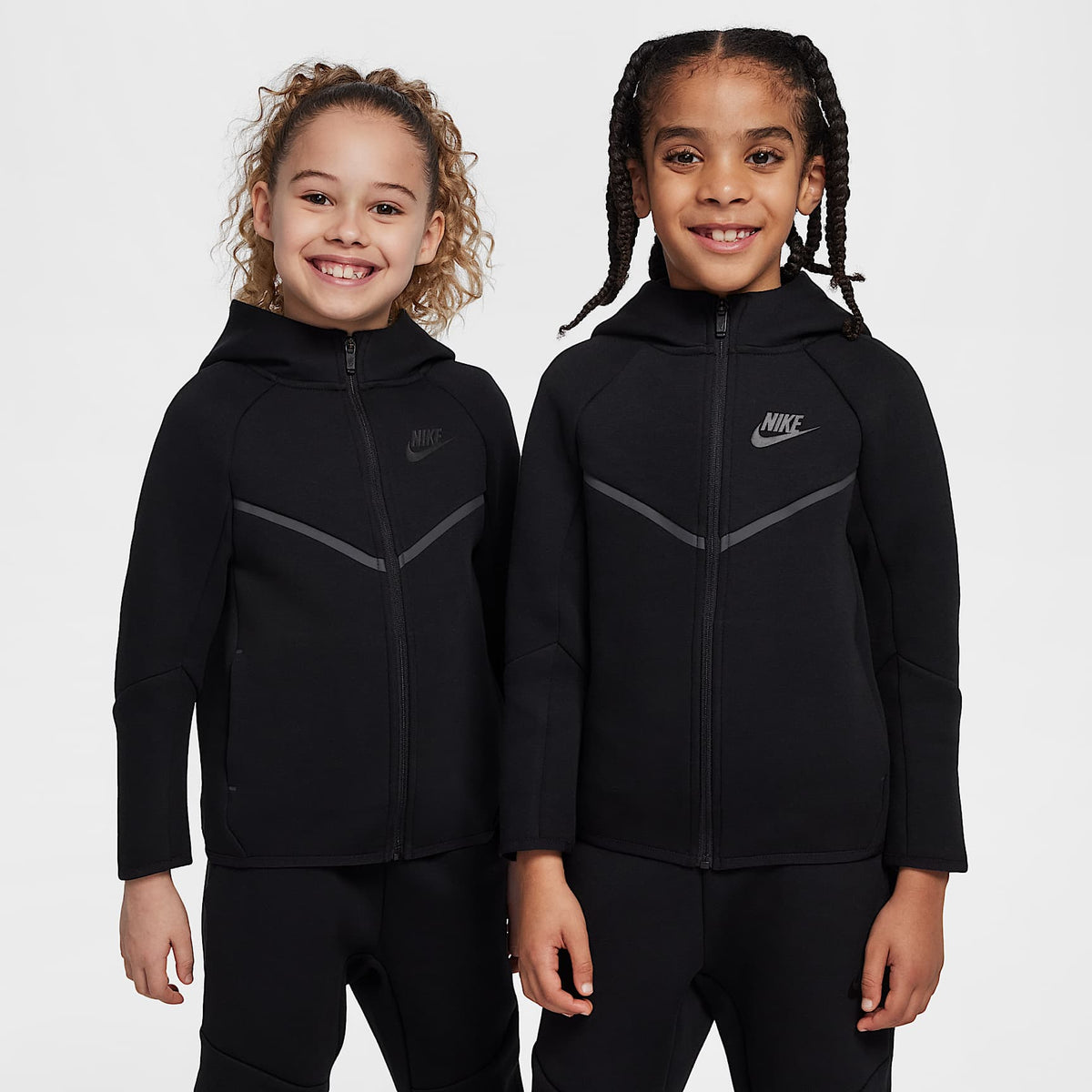Conjunto de 2 piezas de sudadera de cierre completo Tech Fleece para niños talla pequeña Nike Sportswear – Negro – vista 3