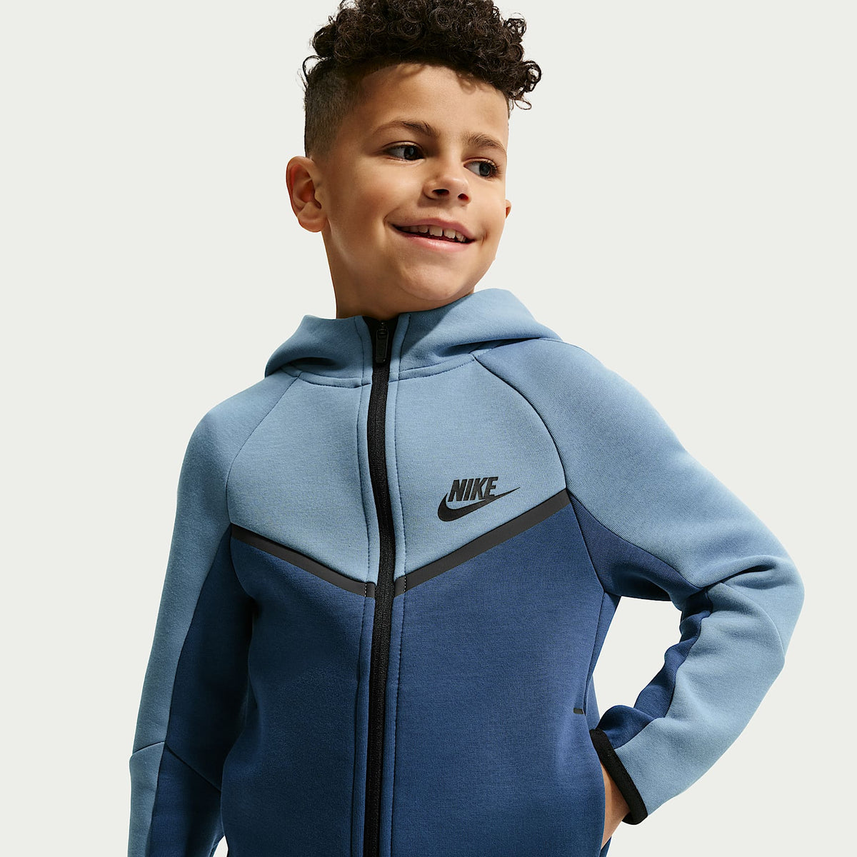 Conjunto de 2 piezas de sudadera de cierre completo Tech Fleece para niños talla pequeña Nike Sportswear – Azul – vista 2