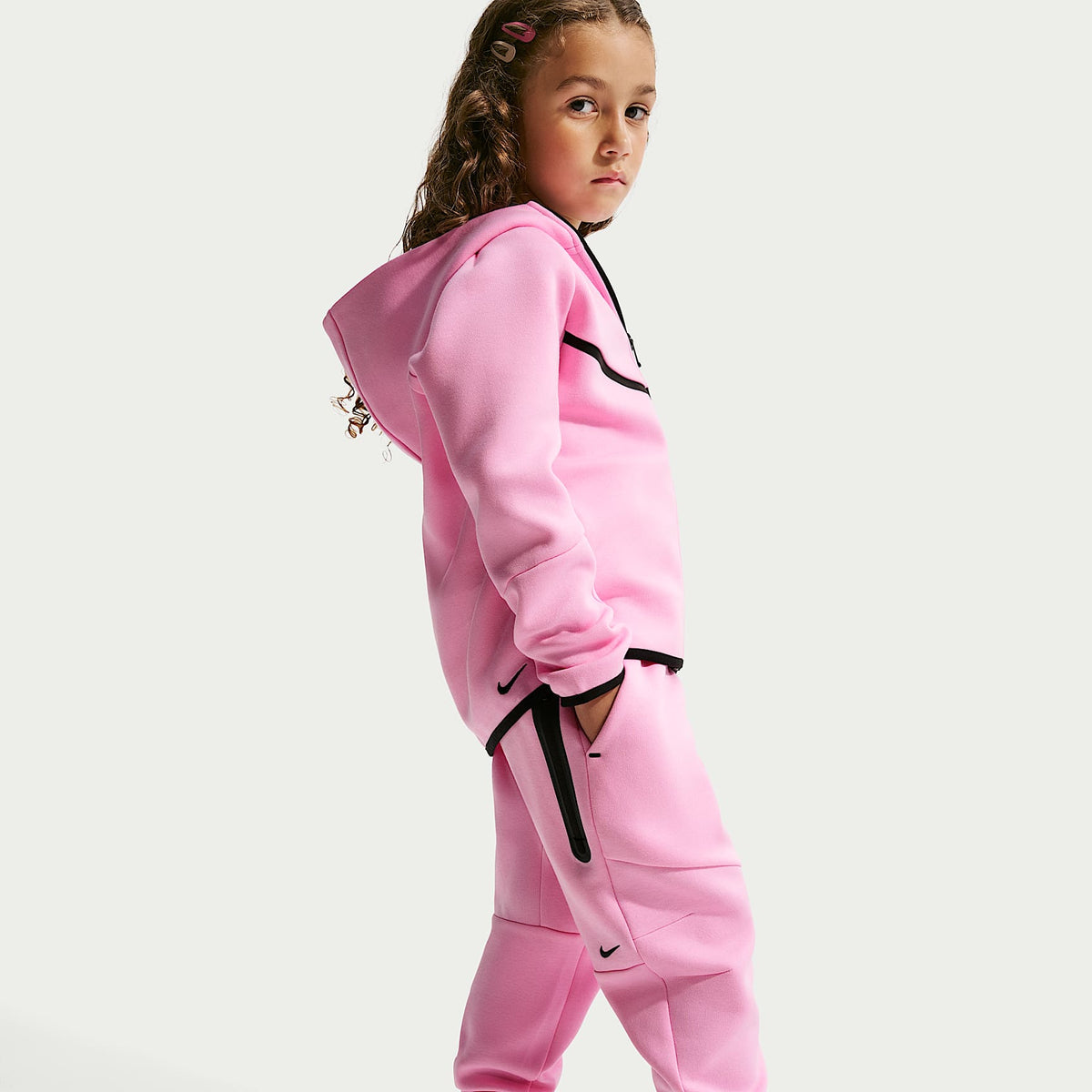 Conjunto de 2 piezas de sudadera de cierre completo Tech Fleece para niños talla pequeña Nike Sportswear – Rosa amanecer – vista 5