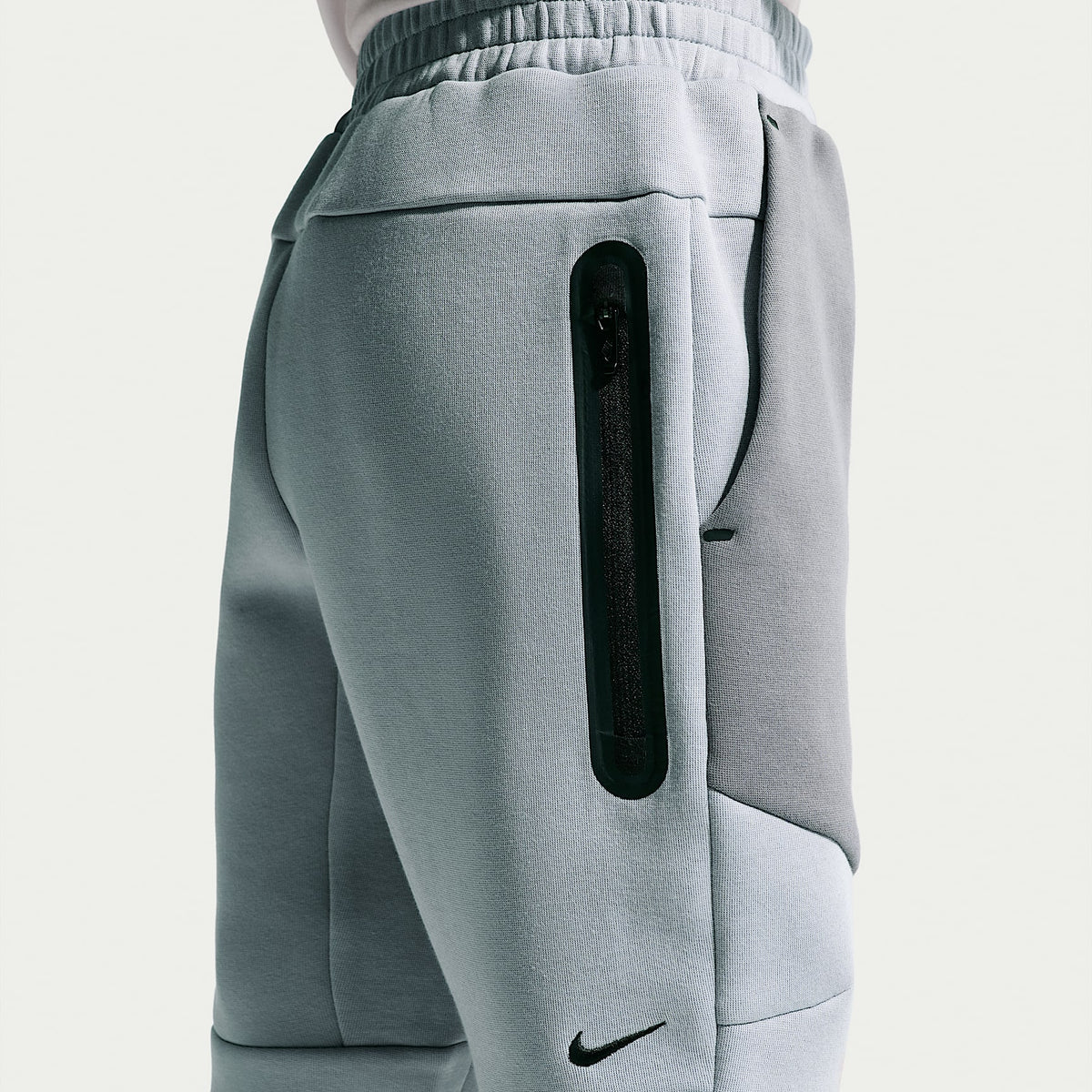 Conjunto de 2 piezas de sudadera de cierre completo Tech Fleece para niños talla pequeña Nike Sportswear – Gris lobo – vista 5
