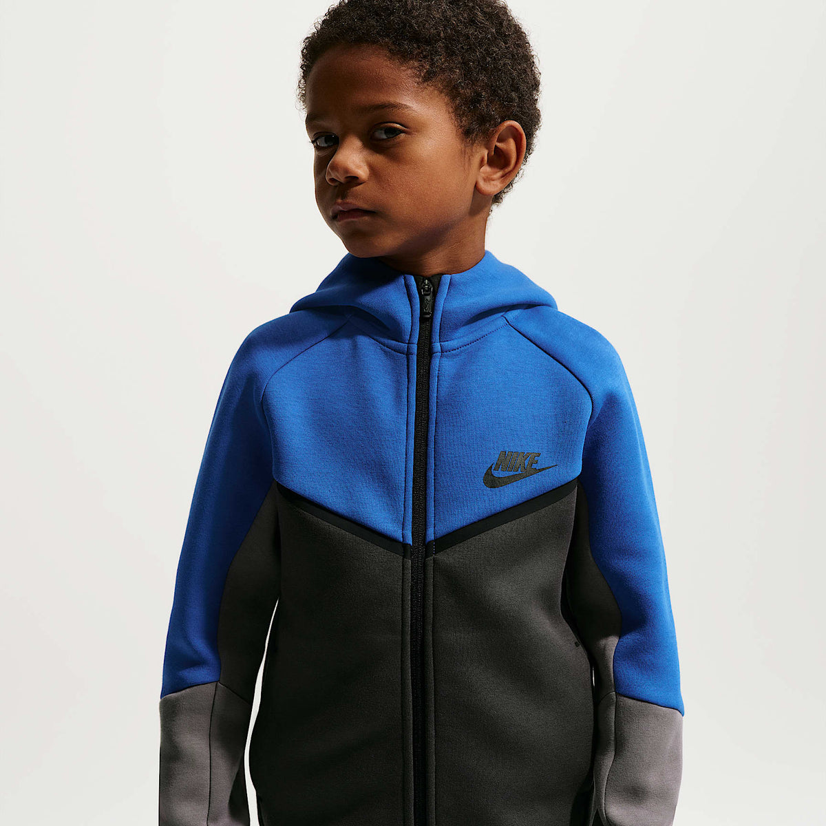 Conjunto de 2 piezas de sudadera de cierre completo Tech Fleece para niños talla pequeña Nike Sportswear – Royal juego – vista 2