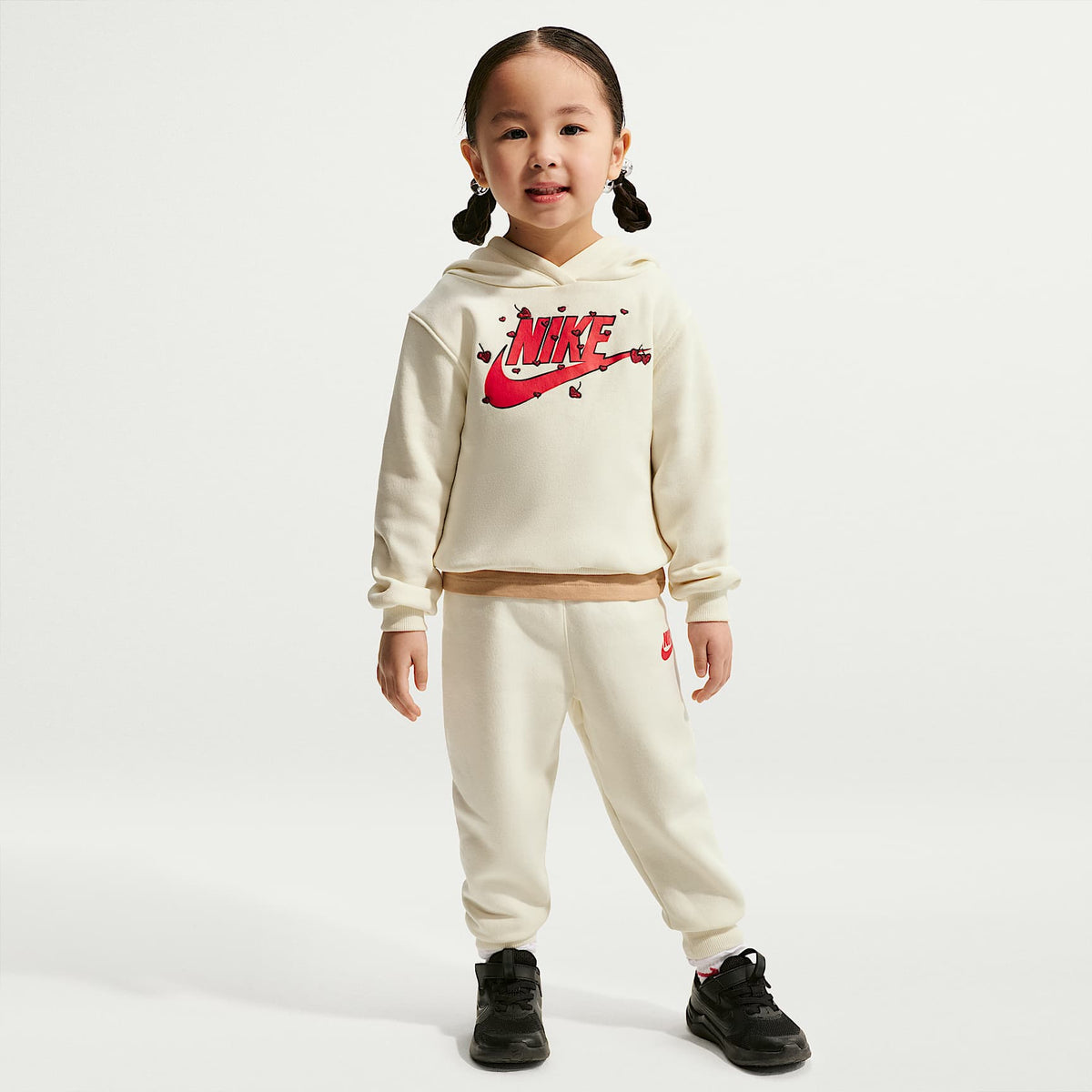Conjunto de sudadera con gorro sin cierre y joggers de tejido Fleece infantil Nike – Marrón – vista 1