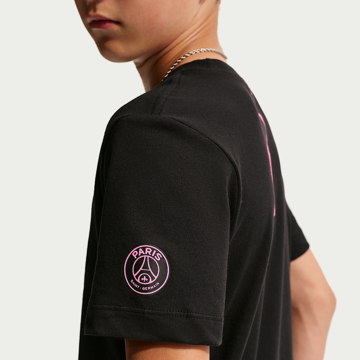 Playera Nike para niños talla grande del Paris Saint-Germain – Negro – vista 2