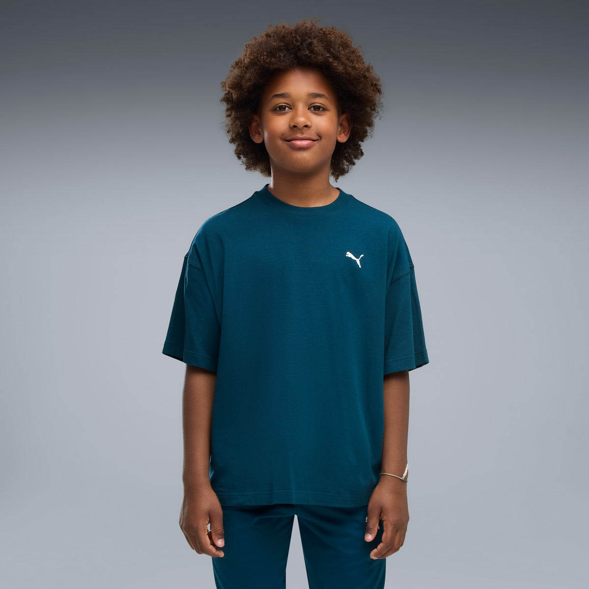 Playera oversized juvenil PUMA Essentials – Midnight Petrol – vista 1