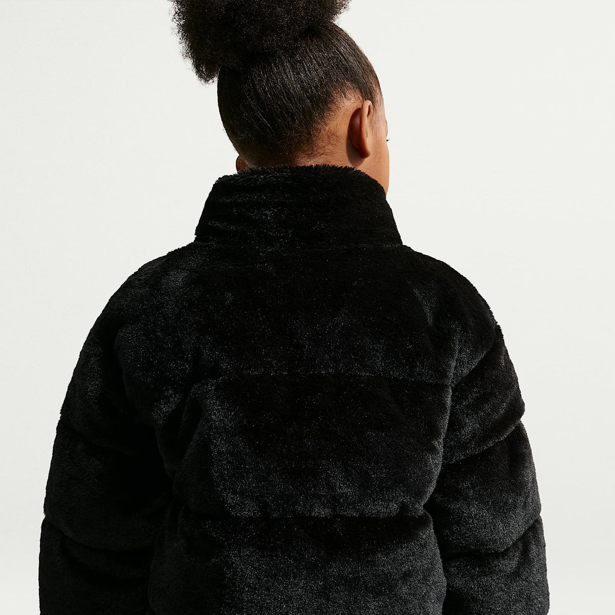 Chamarra acolchada de piel sintética para niños talla pequeña Nike – Negro – vista 2