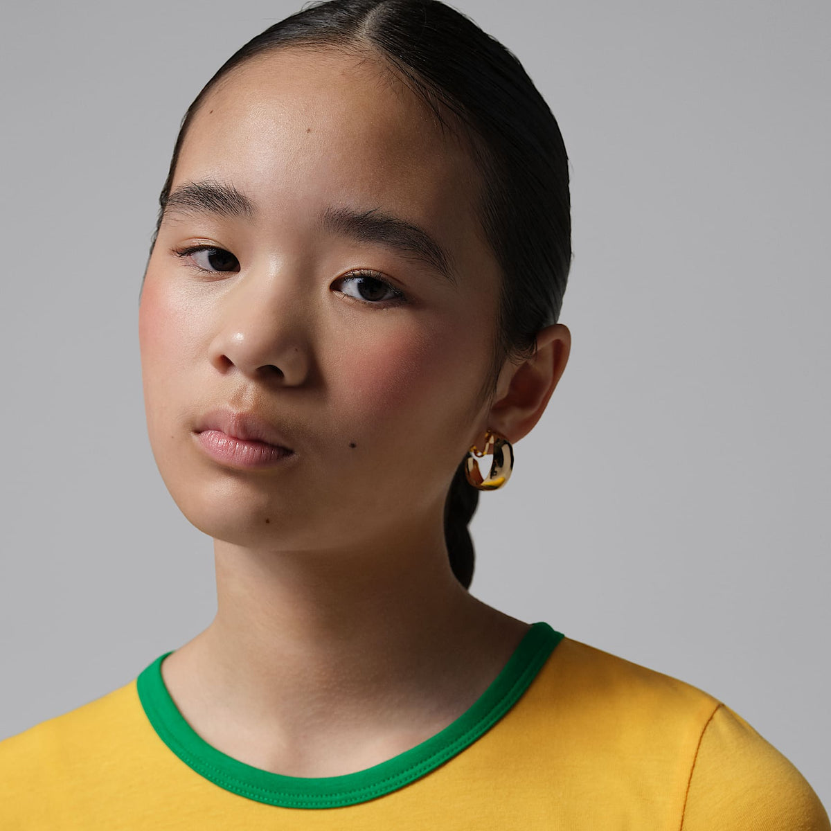 Playera con gráfico retro para niños talla grande Jordan – Amarillo/Verde/Blanco – vista 3
