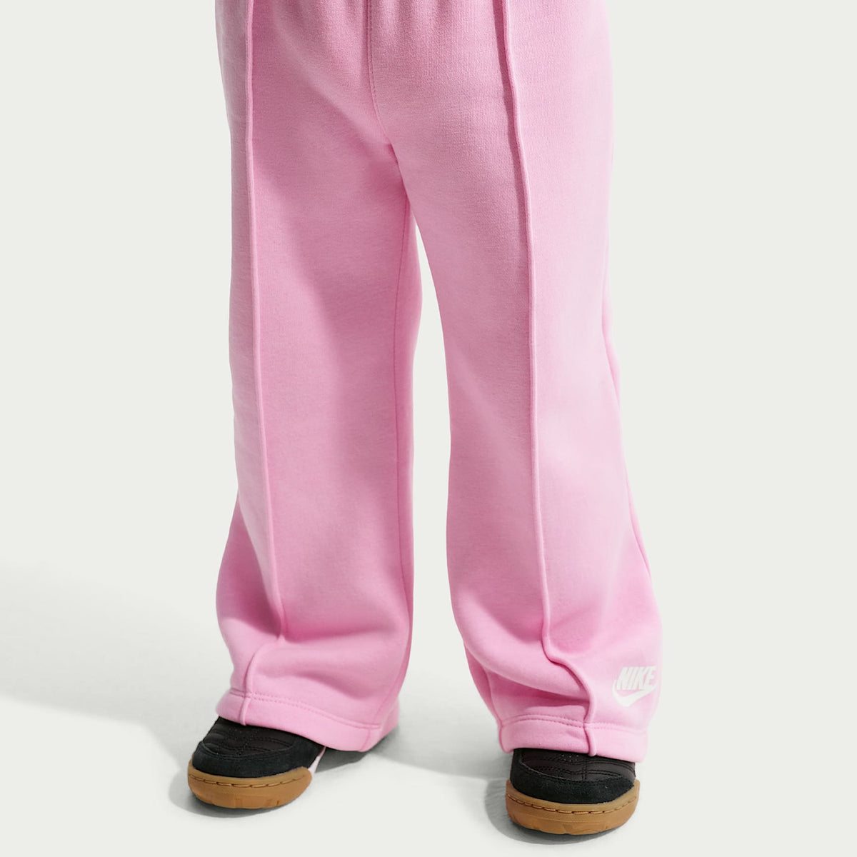 Conjunto de 2 piezas con pants de pierna ancha infantil Nike Retro Remix – Rosa amanecer – vista 4