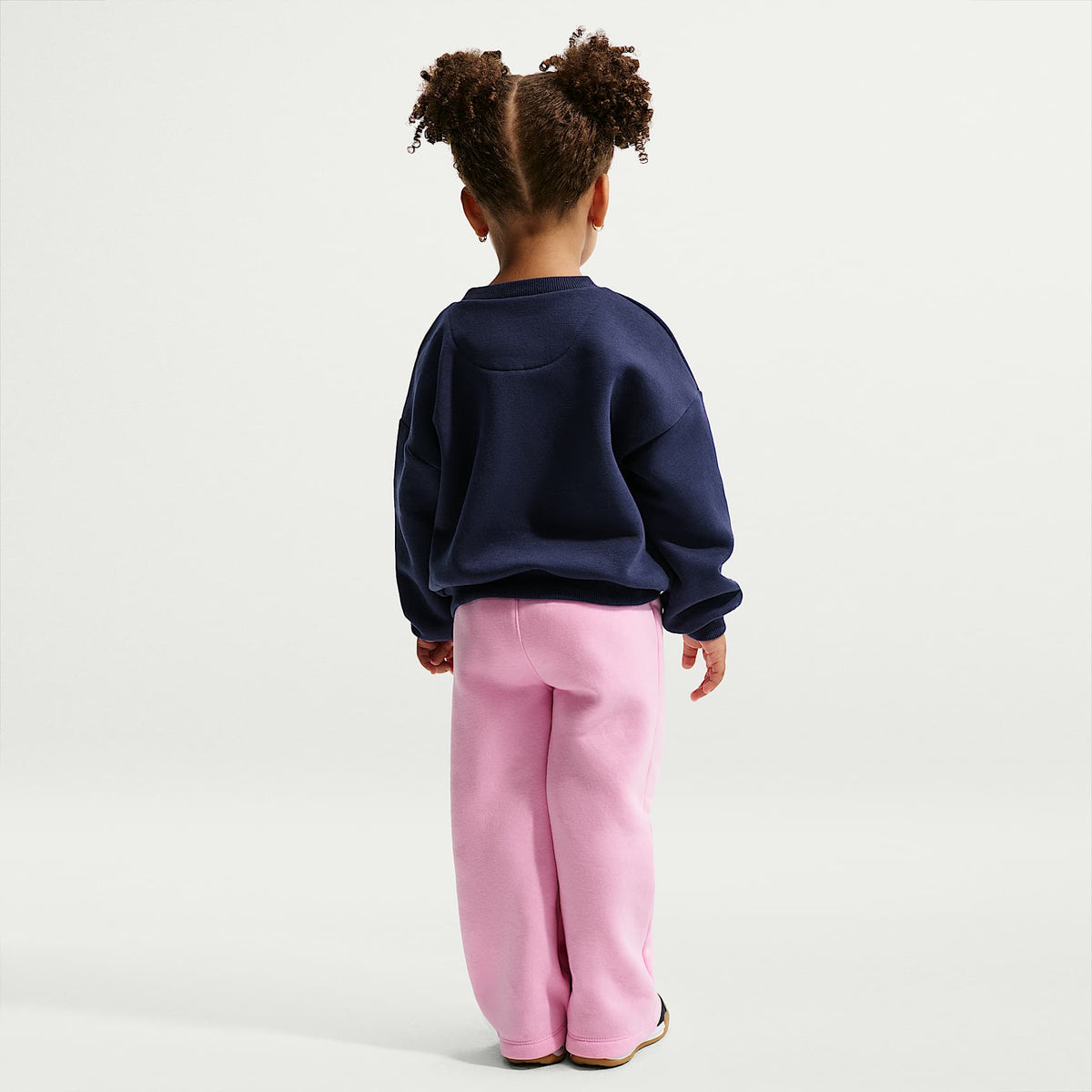 Conjunto de 2 piezas con pants de pierna ancha infantil Nike Retro Remix – Rosa amanecer – vista 7