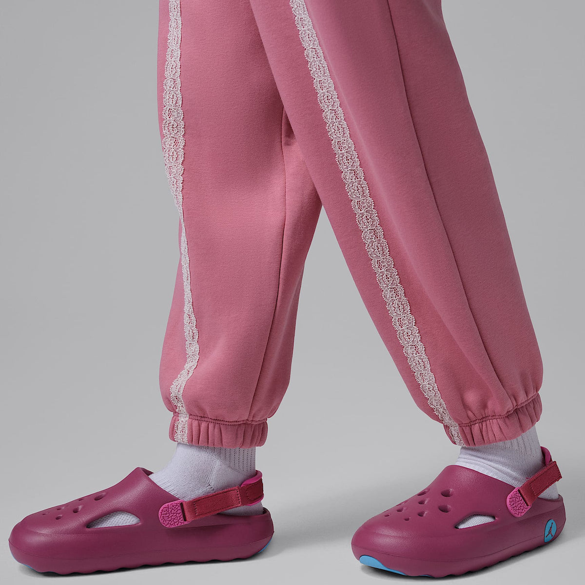 Pants de tejido Fleece para niños talla grande Jordan – Baya del desierto – vista 5