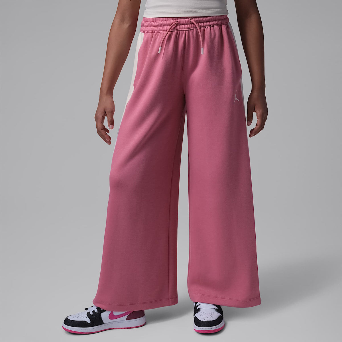 Pants con botones a presión para niños talla grande Jordan She's An All Star – Baya del desierto – vista 1