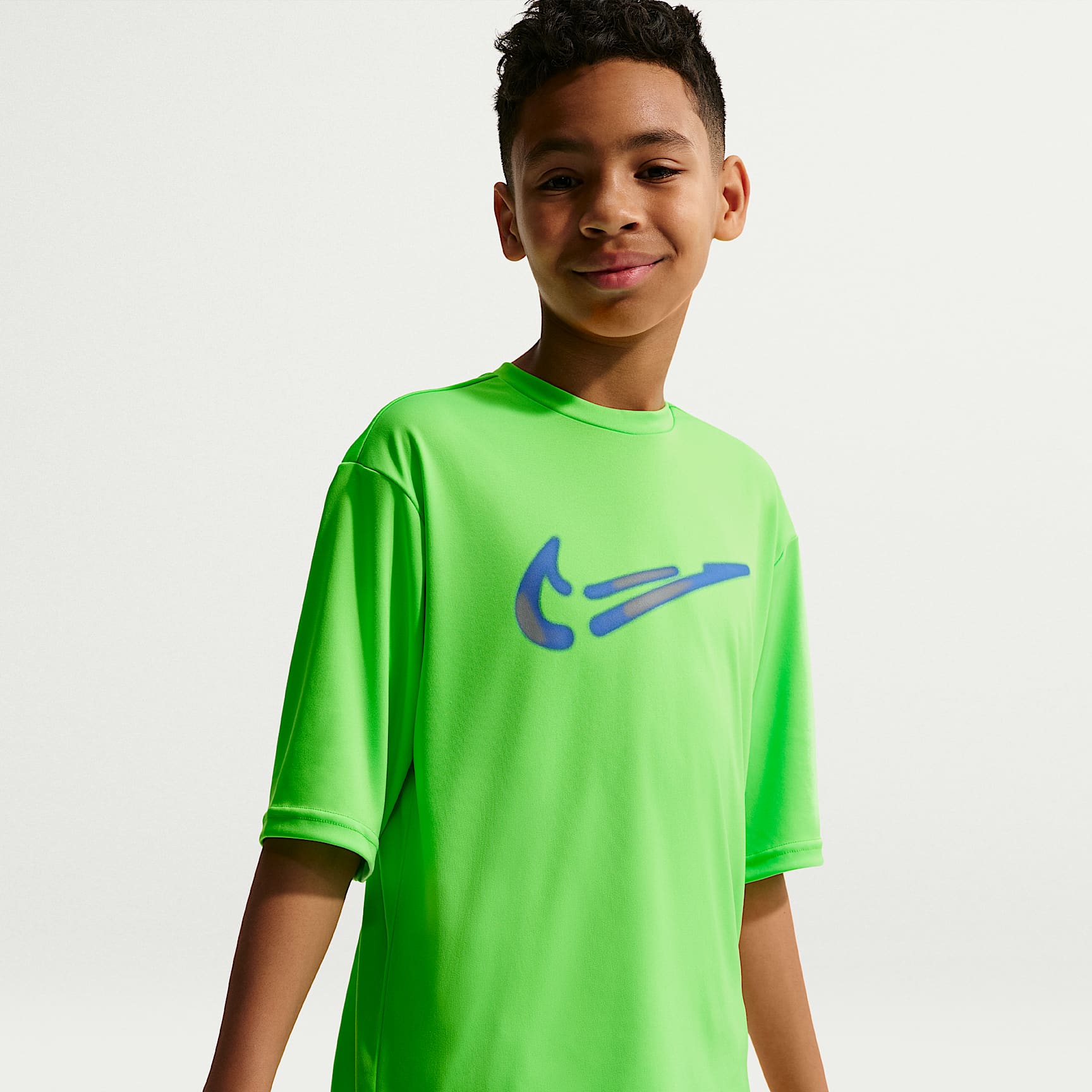 Playera de manga corta Dri-FIT UV para niño talla grande Nike Swim Hydroguard – Verde vintage – vista 1