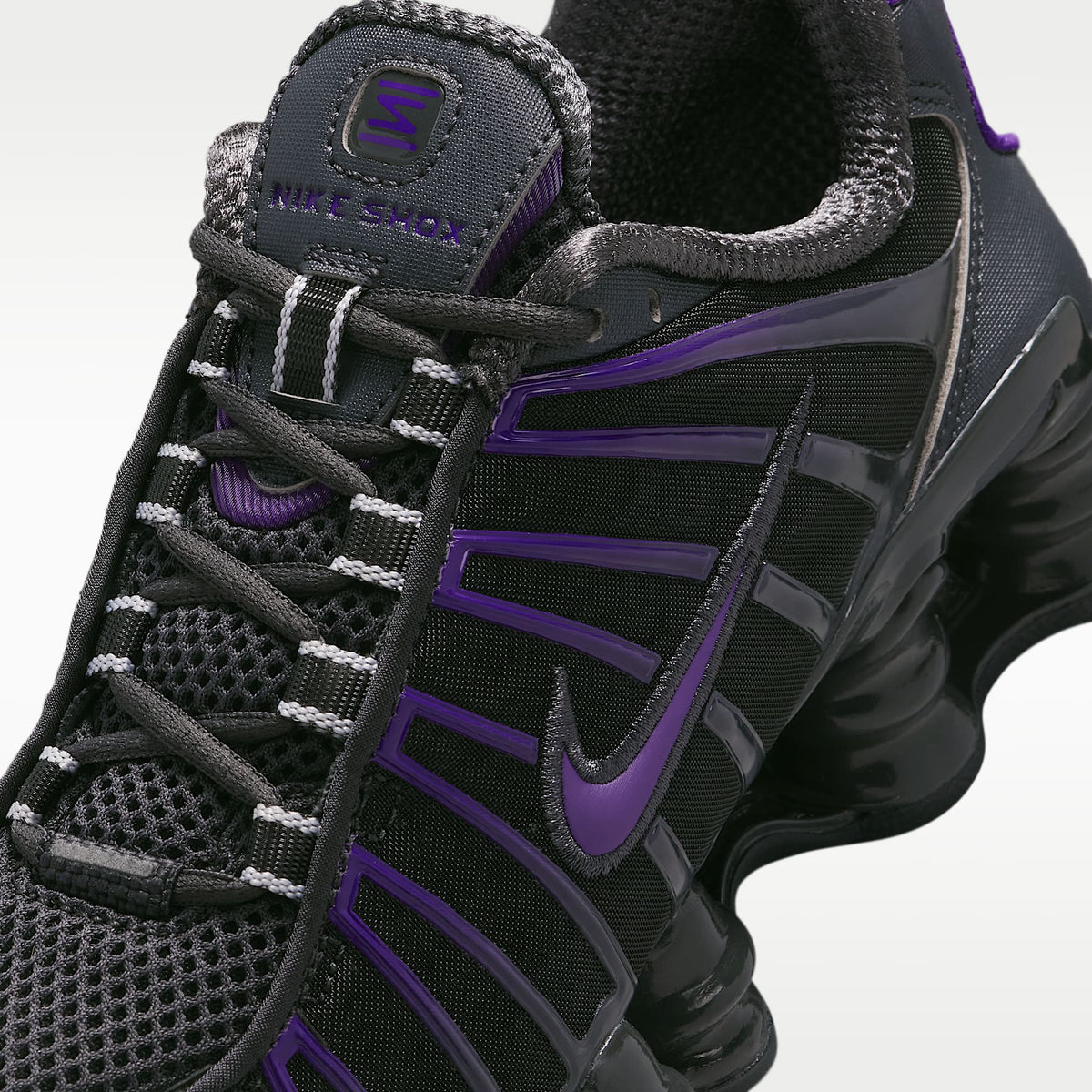 Nike Shox TL – Gris humo oscuro/Morado cancha – vista 7