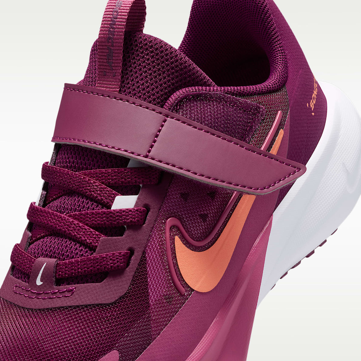 Nike Sonic Fly – Burdeos/Blanco/Remolacha dulce/Marrakech – vista 7
