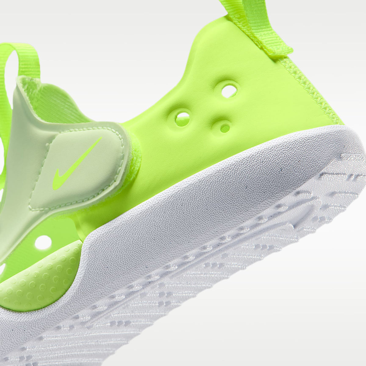 Nike Sunray Protect 4 – Tinte volt/Blanco/Hielo volt – vista 8