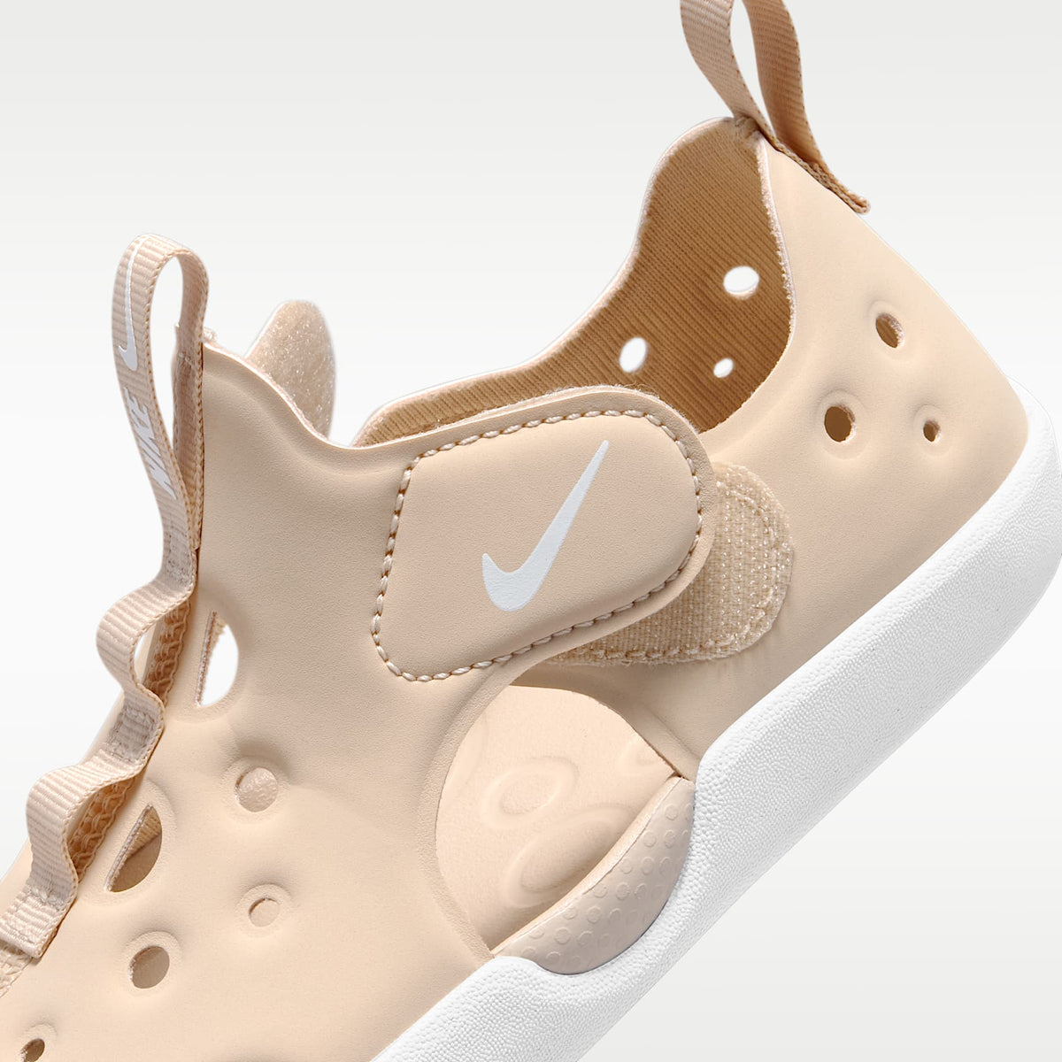 Nike Sunray Protect 4 – Duna/Blanco – vista 9