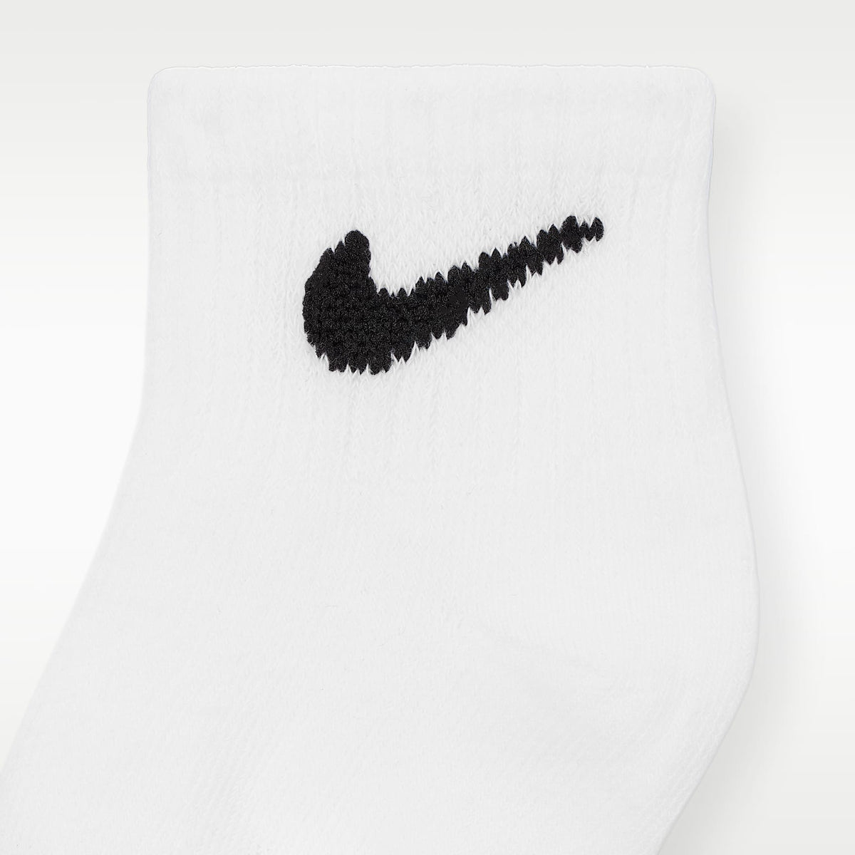 Calcetines al tobillo para bebé Nike Swoosh (6 pares) – Blanco/Negro – vista 3