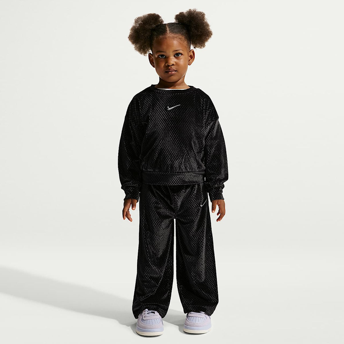 Conjunto Nike Swoosh Sparkle 2-Piece Velvet Pants Set para Niños