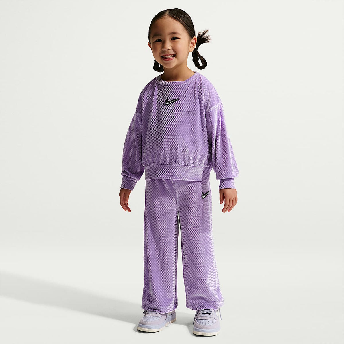 Conjunto Nike Swoosh Sparkle 2-Piece Velvet Pants Set para Niños