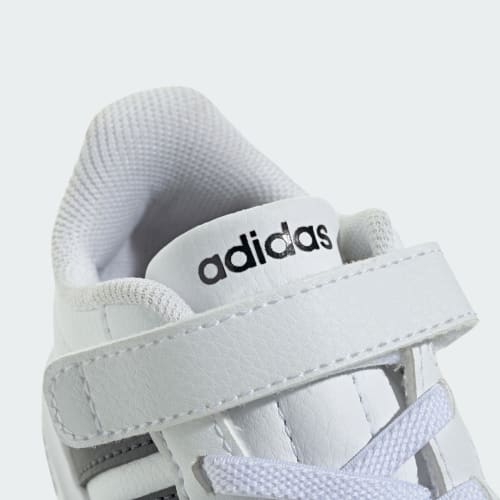 Tenis adidas Streettalk para Bebés y Niños Pequeños JQ6145