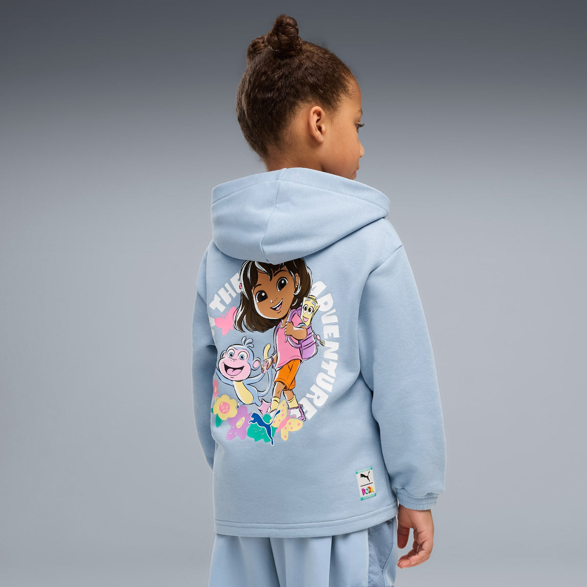 Sudadera con capucha de ajuste relajado para niñas PUMA x DORA LA EXPLORADORA – Chambray Blue – vista 2