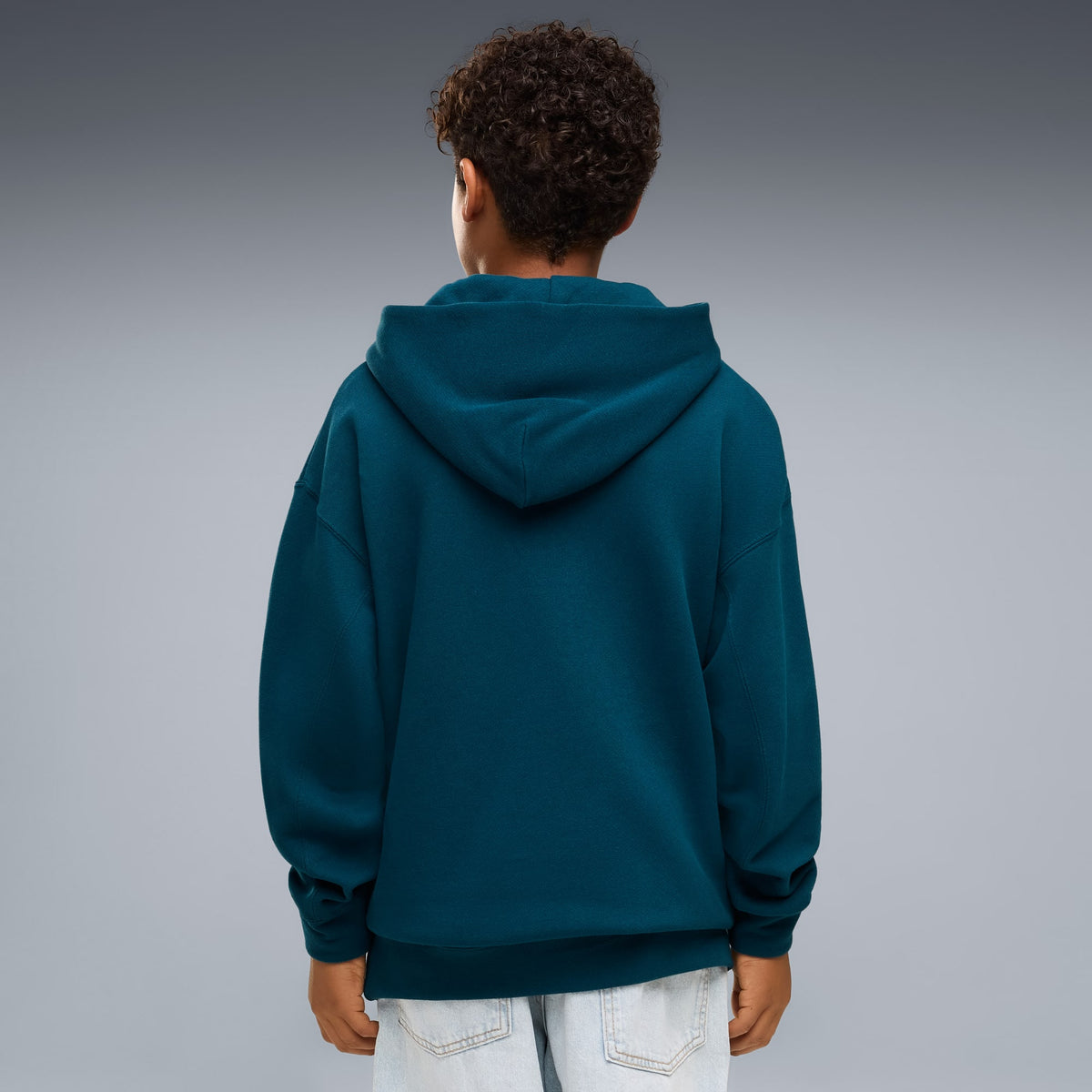 Sudadera con capucha oversized juvenil PUMA Essentials – Midnight Petrol – vista 2